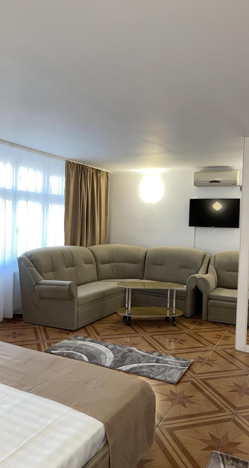 Classic Quadruple Room - Photo 14