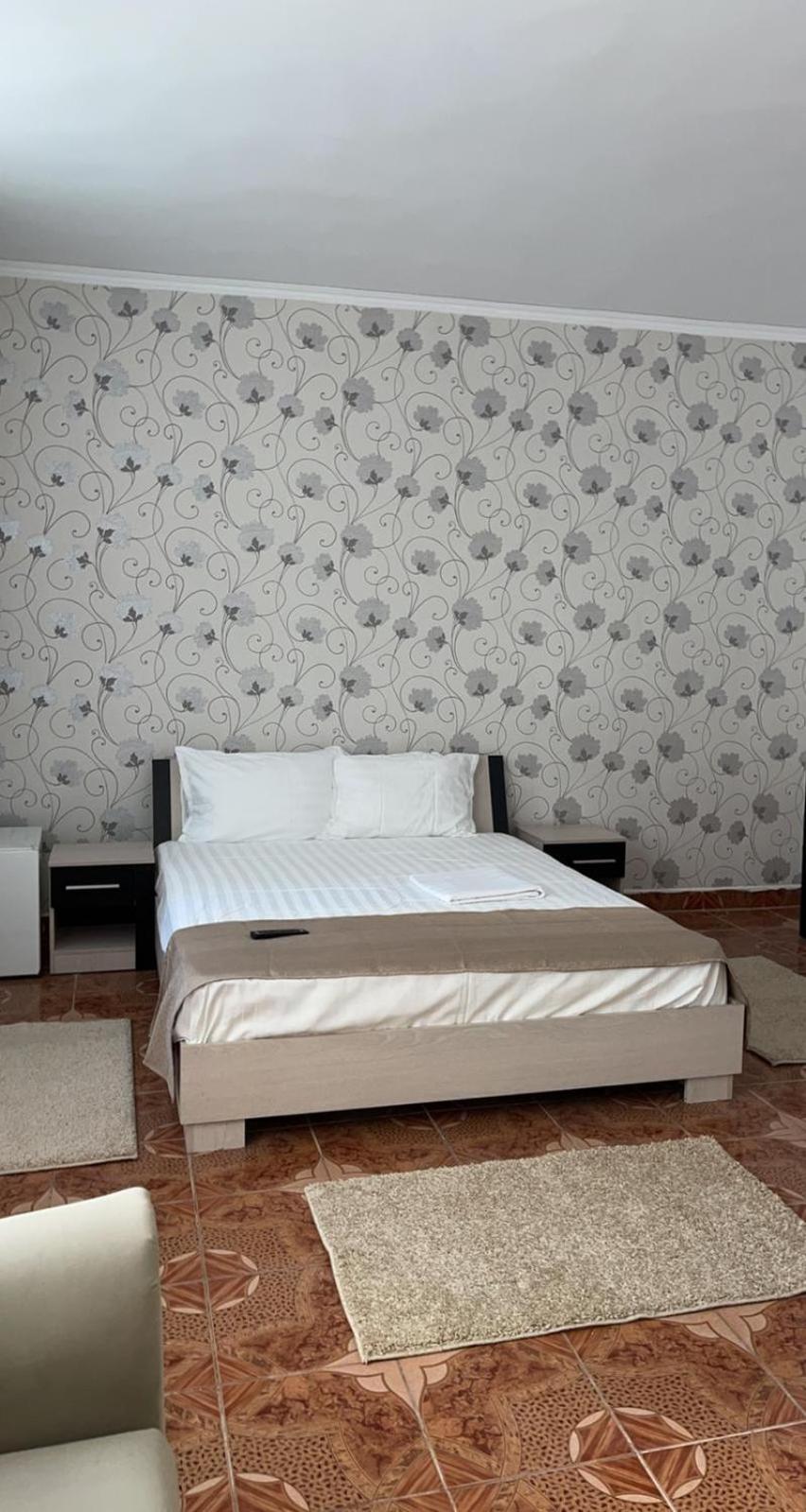 Classic Quadruple Room - Photo 17