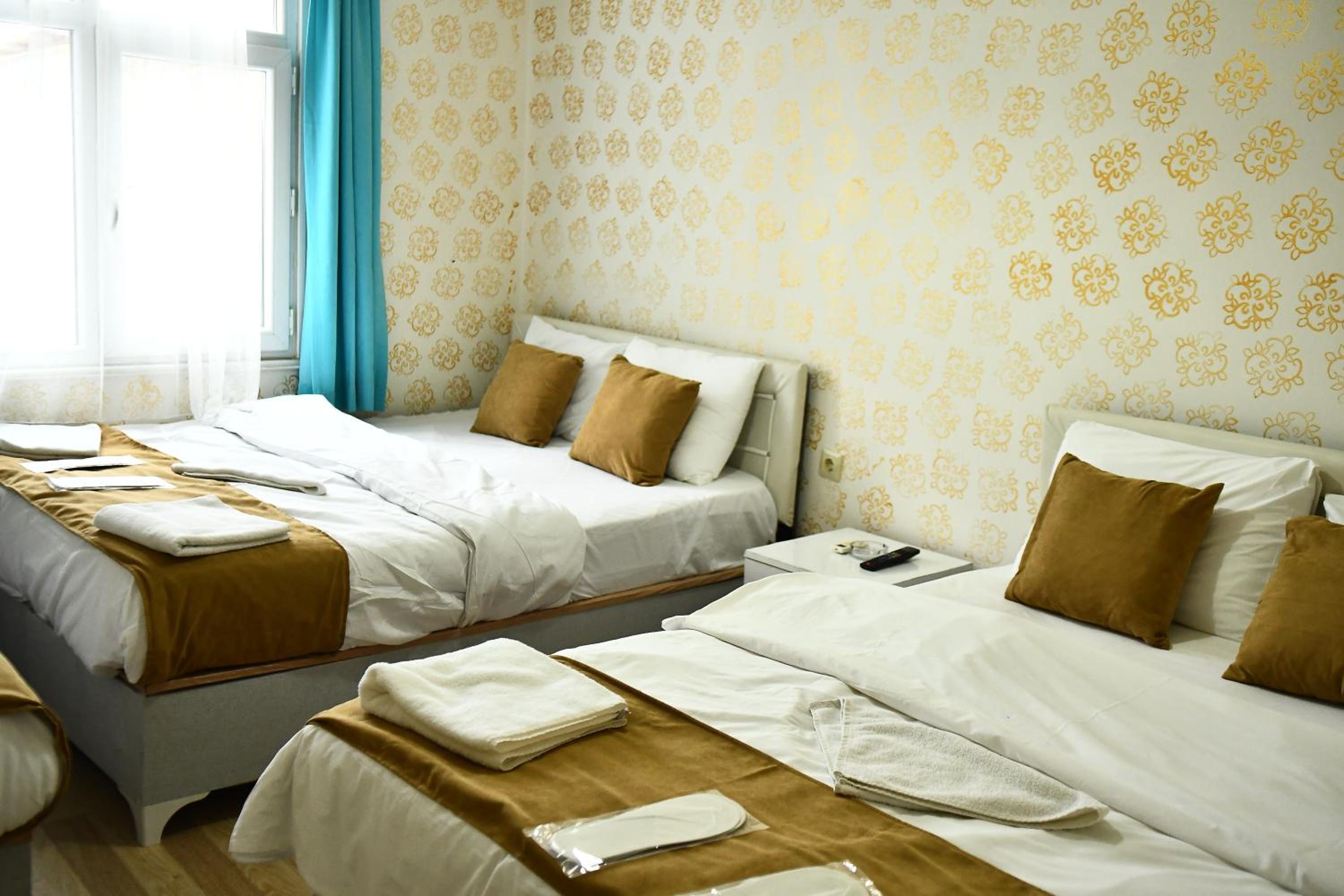 Standard Triple Room photo 3
