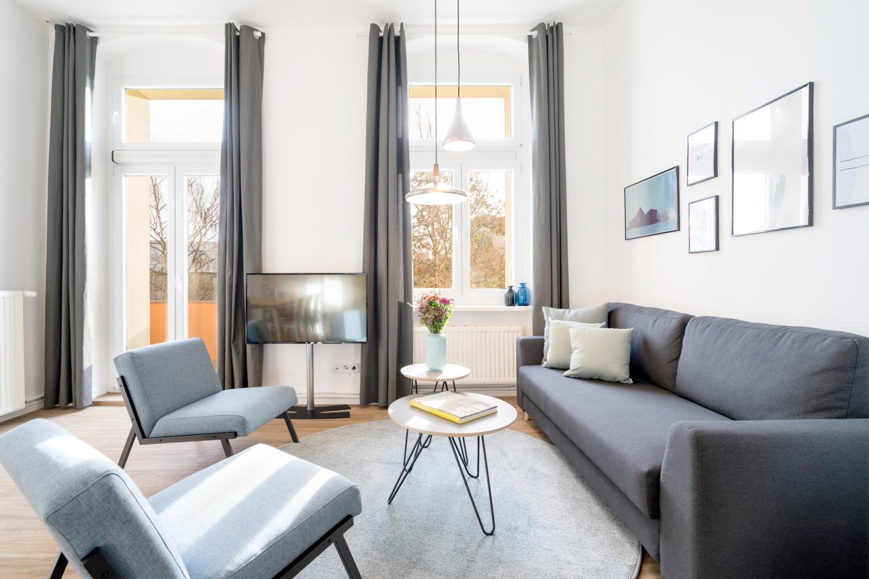 Three-Bedroom Apartment (150 Qm) With A Balcony photo 2