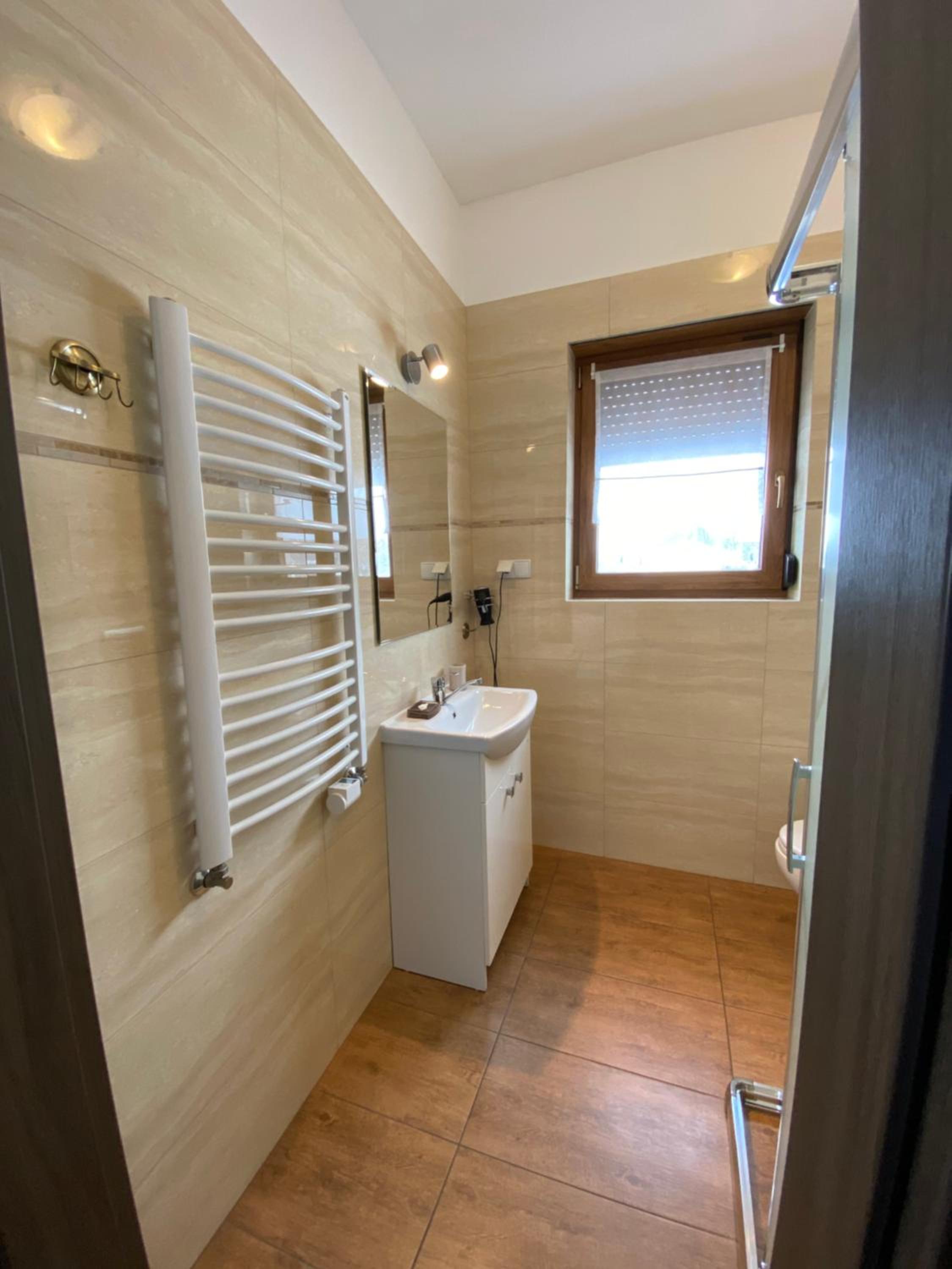 Large Double Room photo 2