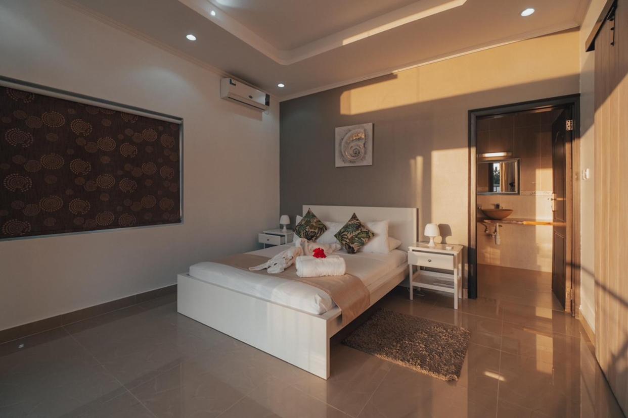 Deluxe One Bedroom Self Catering villa with private plunge pool