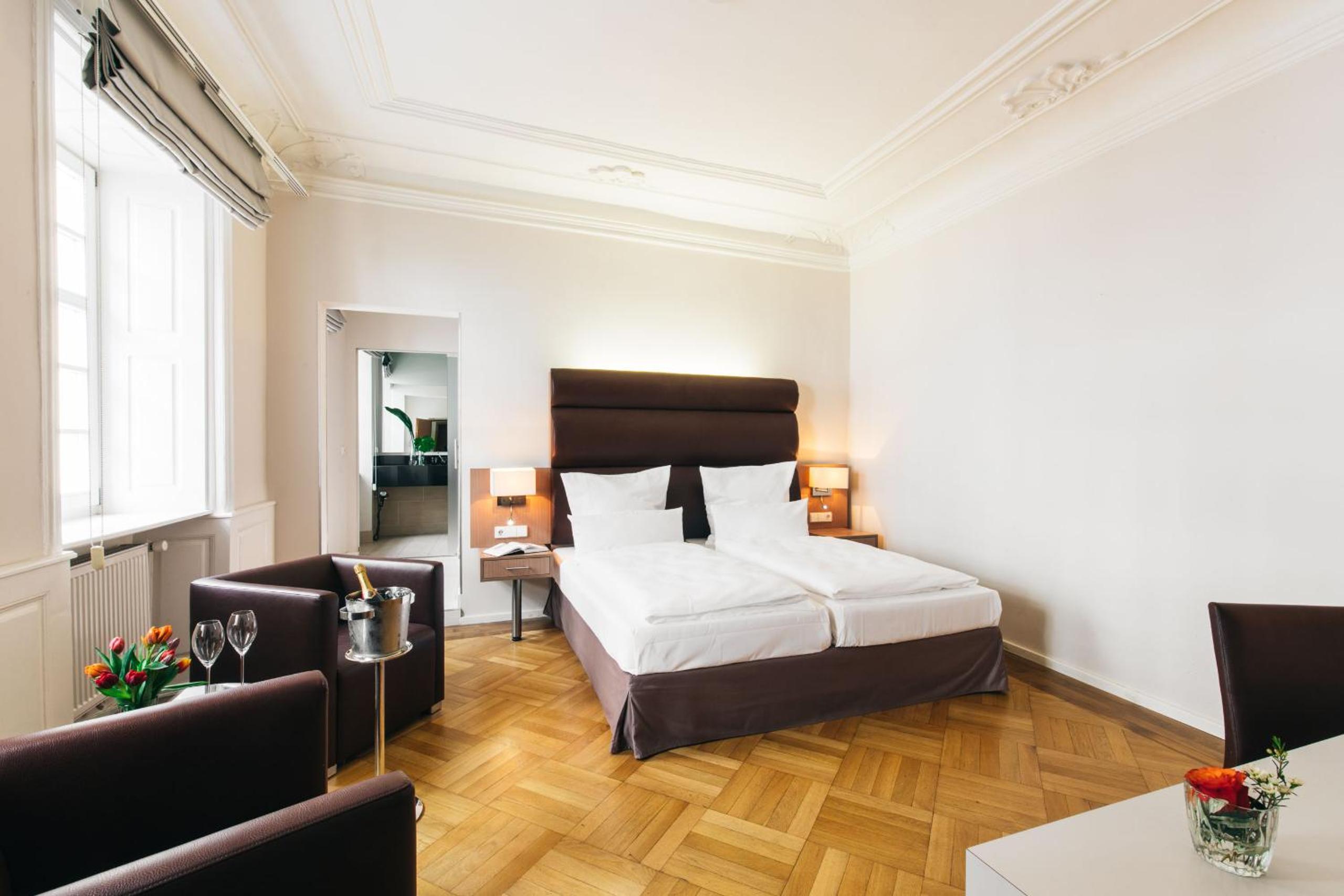 Deluxe Double Room - Photo 3