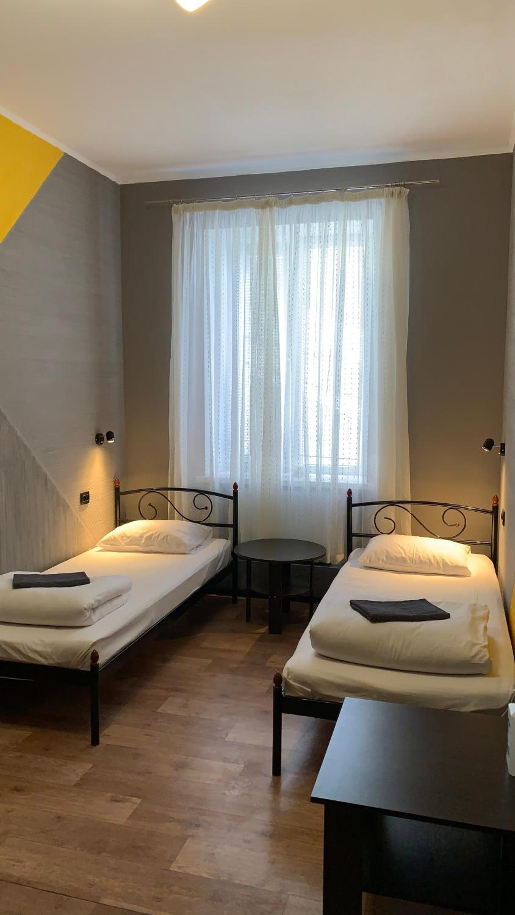 Bed in 4-Bed Dormitory Room photo 2
