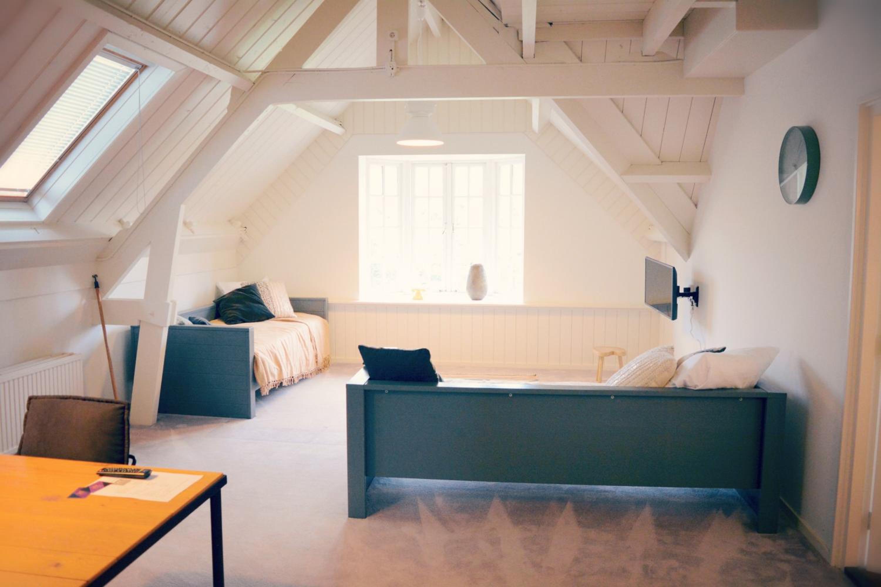 Deluxe Family Suite photo 2
