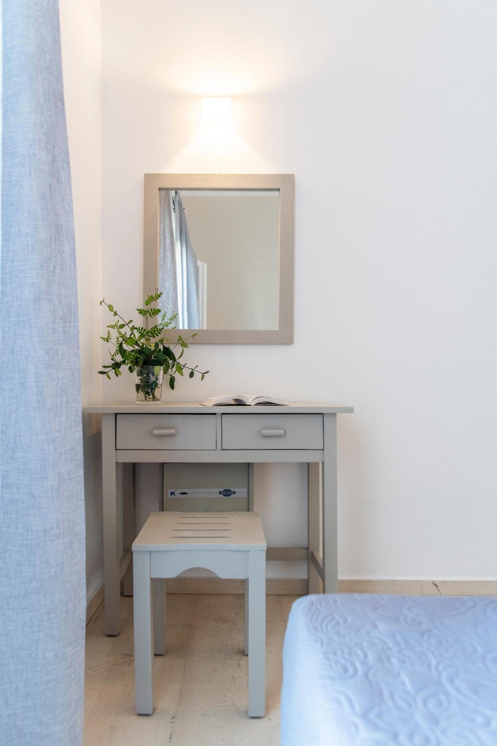 Studio (2 Adults) with Garden View photo 2