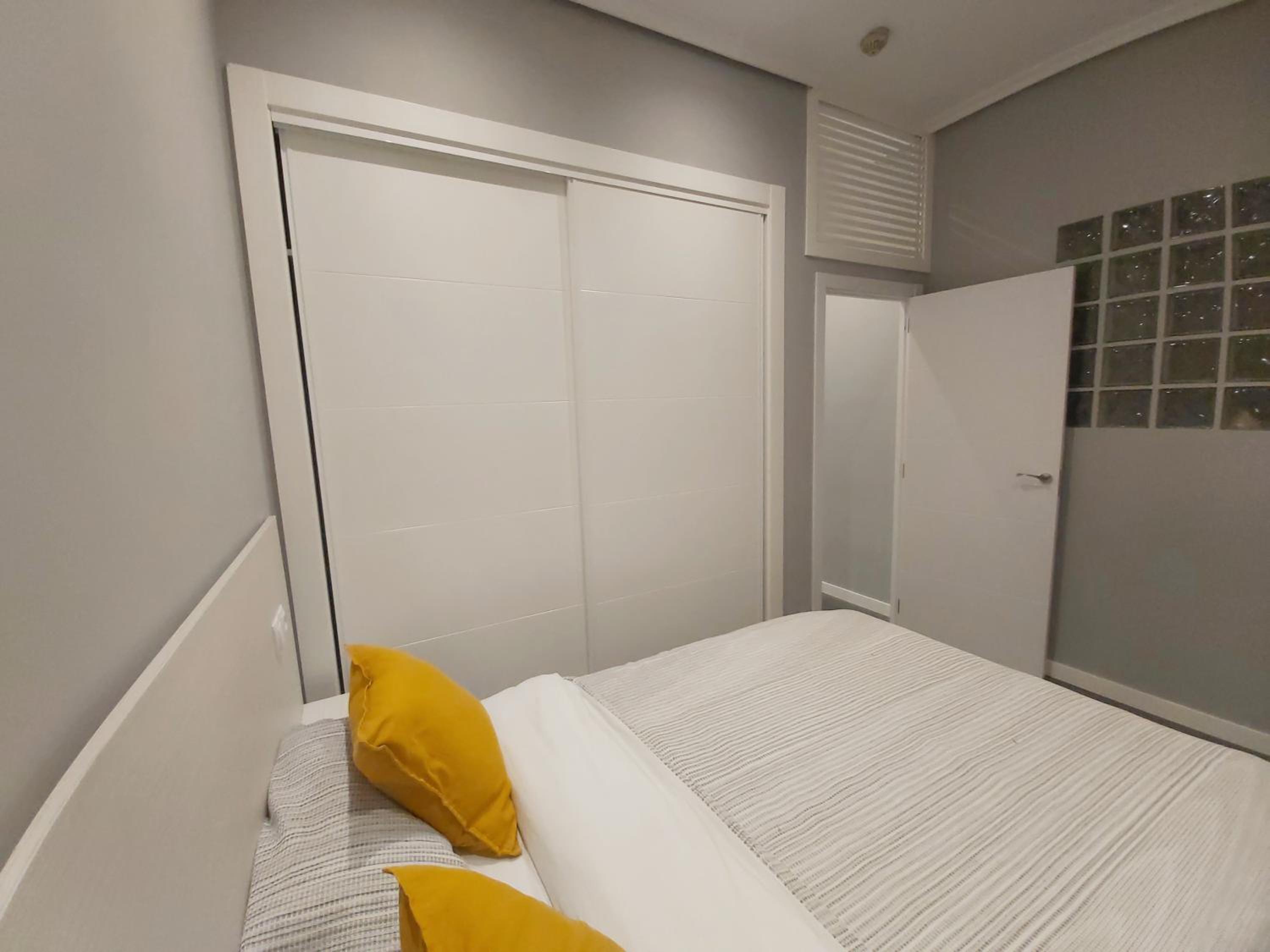 One-Bedroom Apartment with Balcony - Photo 26