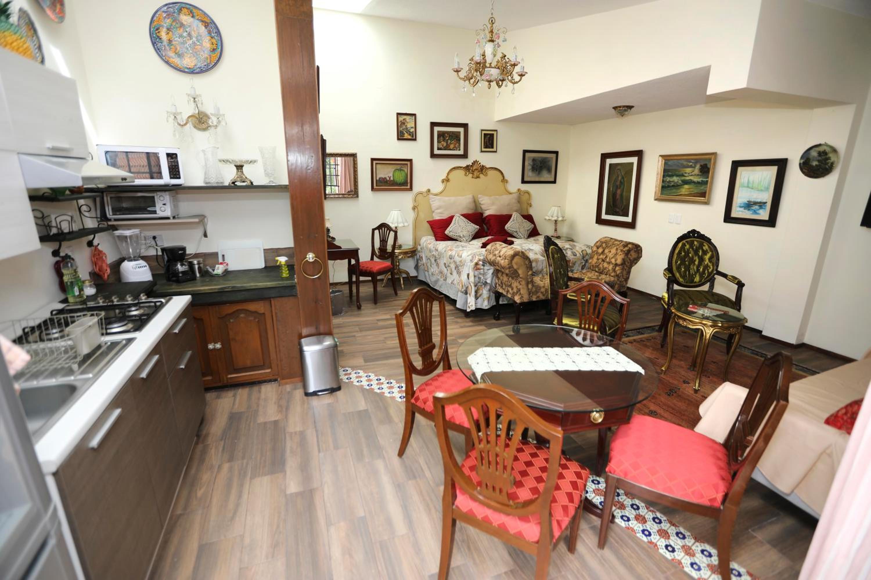 Apartment with Terrace - Photo 1