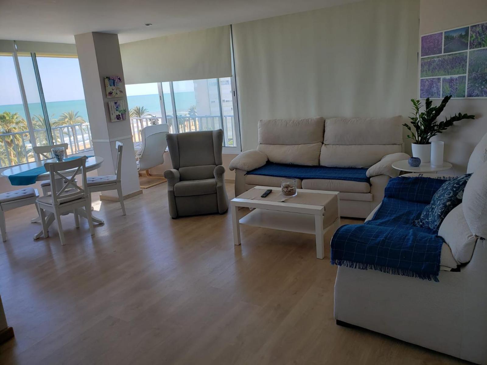 Apartment with Sea View photo 3
