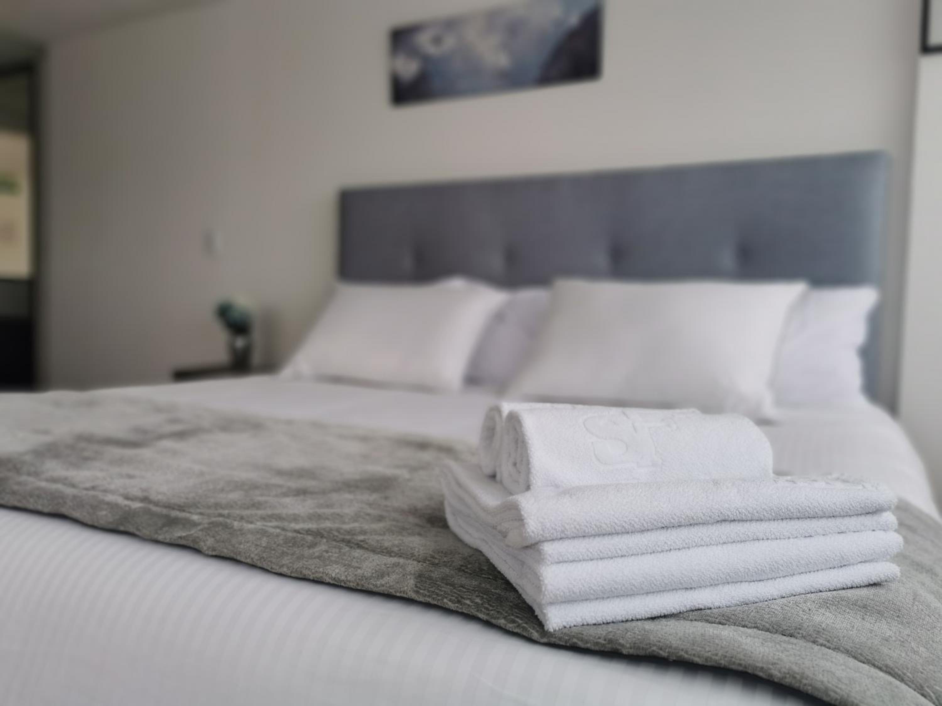 Double or Twin Room with Private Bathroom