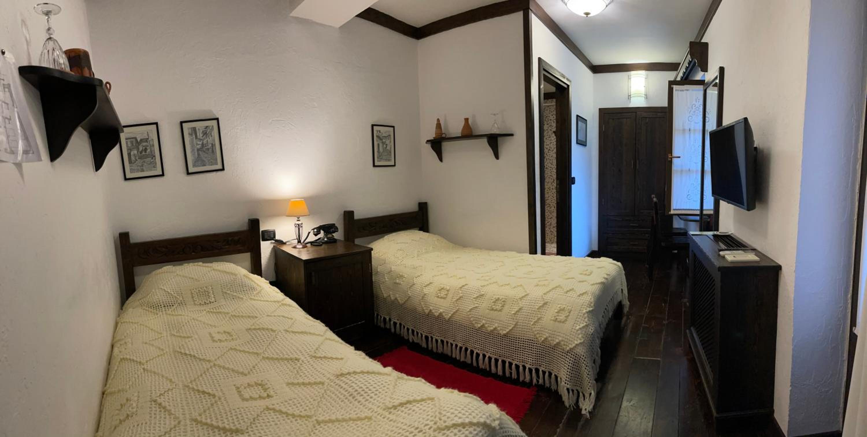 Standard Twin Room photo 3