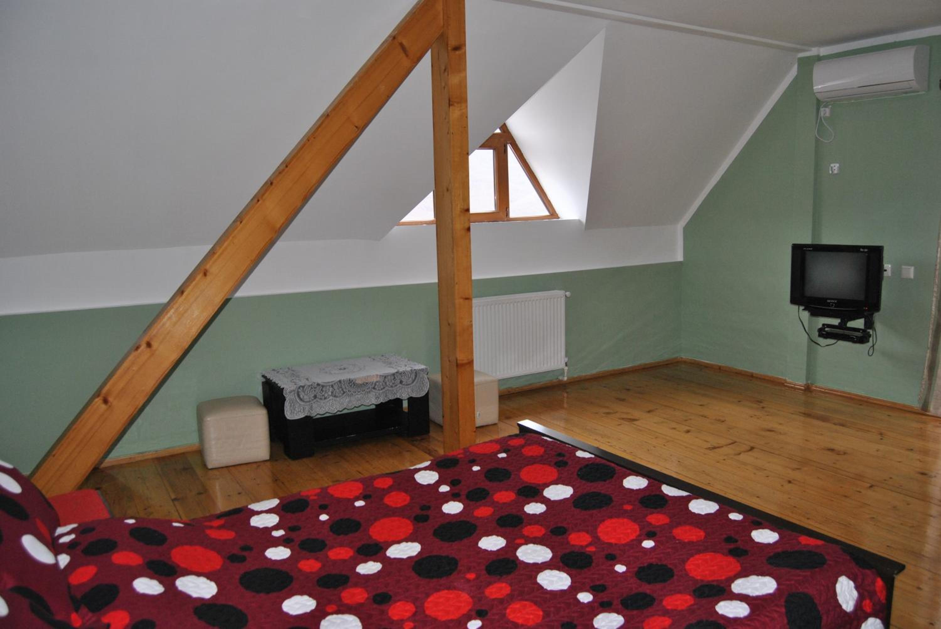 Double Room with Balcony photo 3