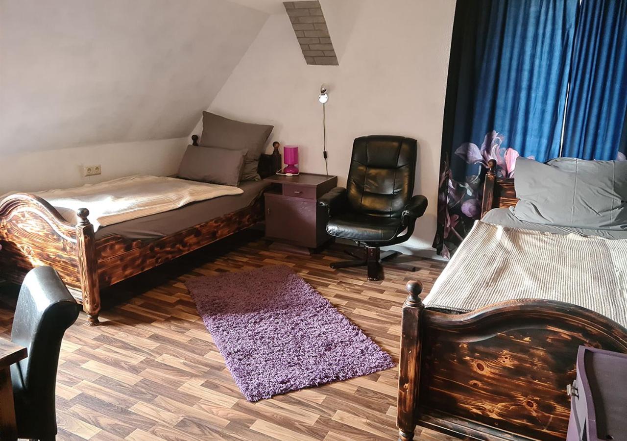Twin Room - Attic photo 1