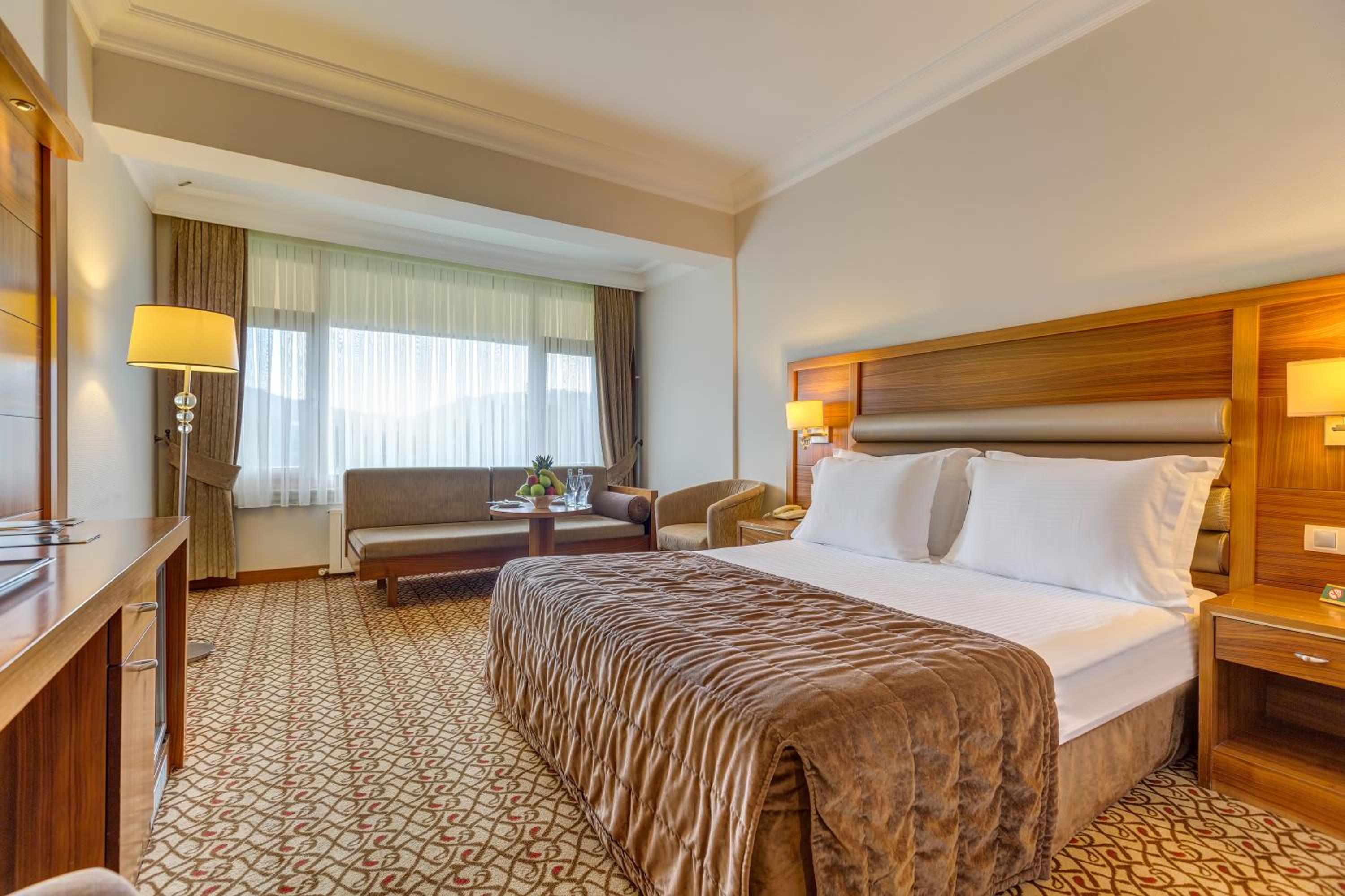 Standard Double Room with Lake Side - Photo 1