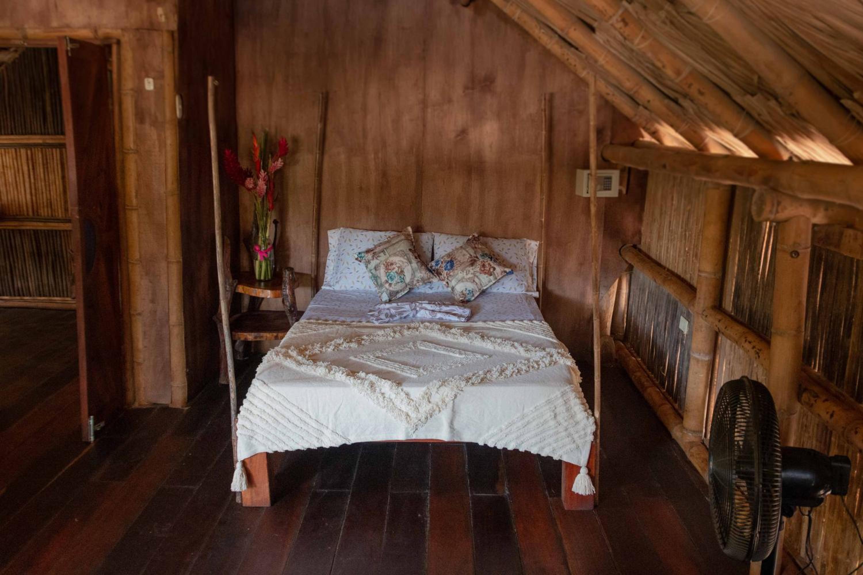 Quadruple Room with Shared Bathroom photo 3