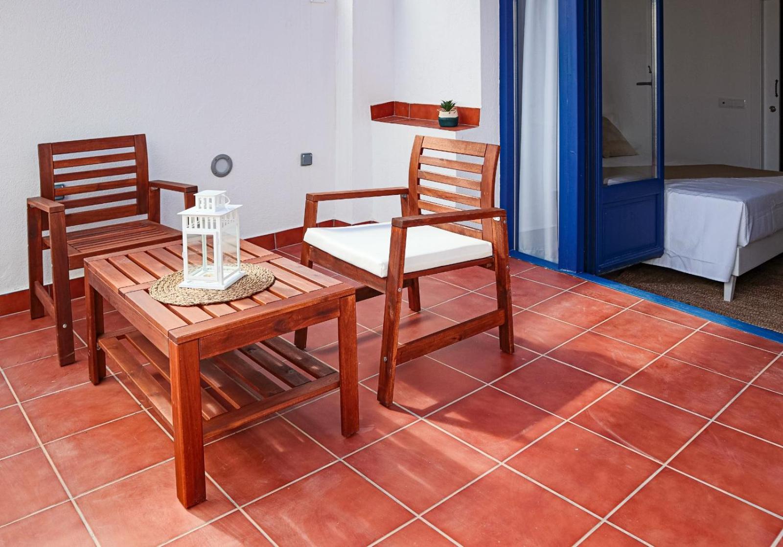 Deluxe Double Room with Sea View - Photo 4