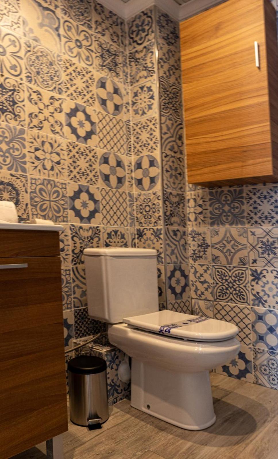 Deluxe Double Room with Sea View - Photo 2