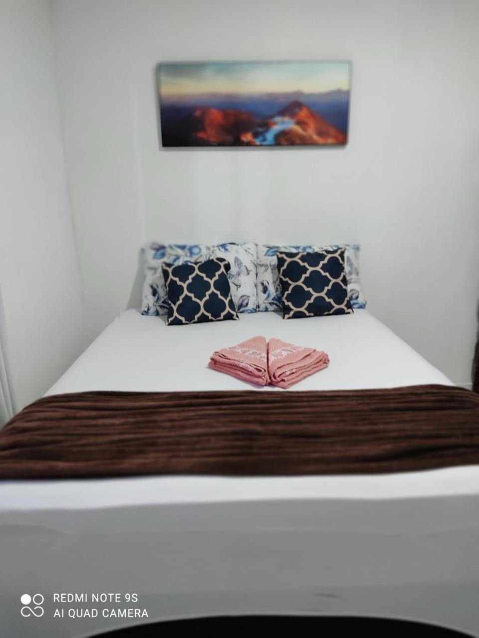 Quadruple Room with Private Bathroom - Photo 3