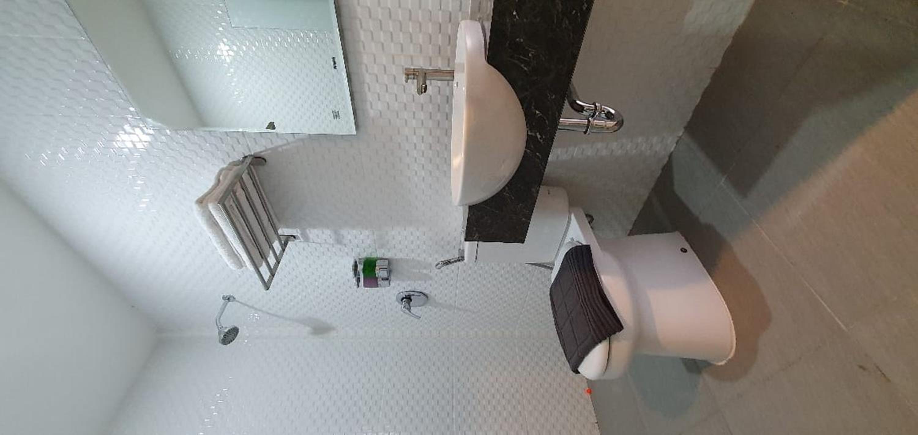 Standard Double Room - Photo 8