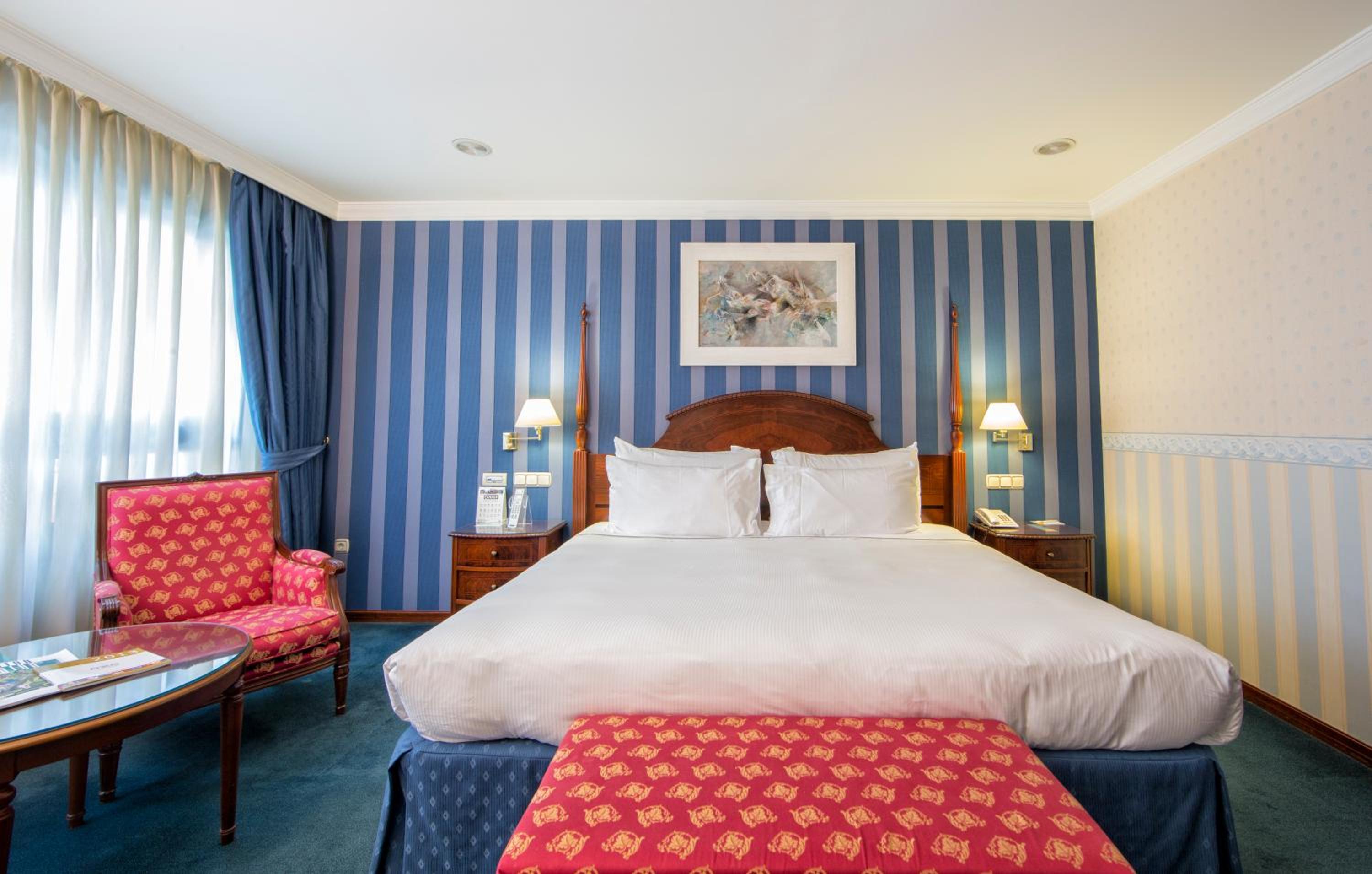Double or Twin Room - Photo 33