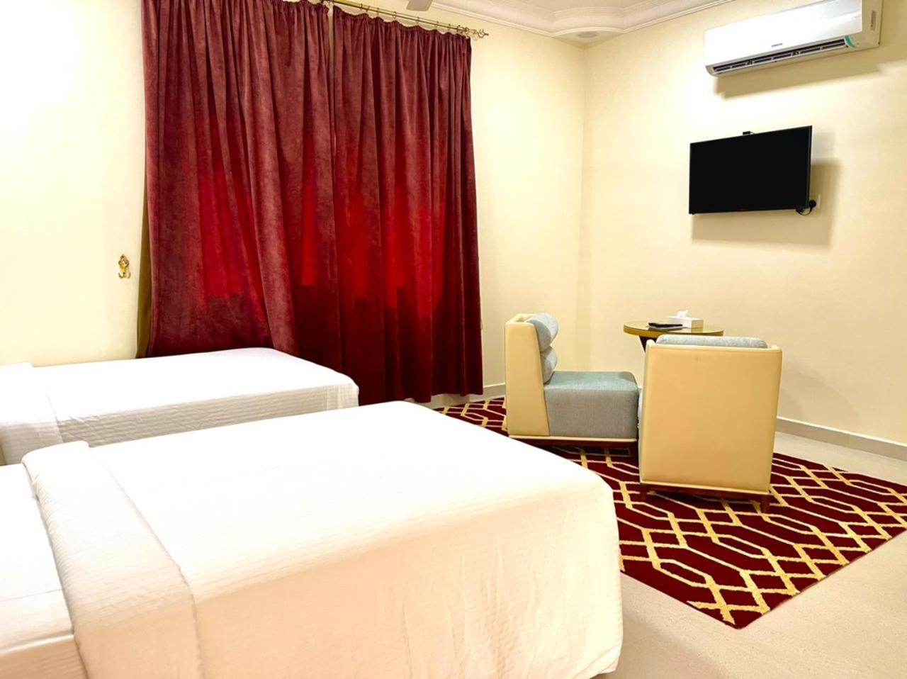 Triple Room with Sea View - Photo 2
