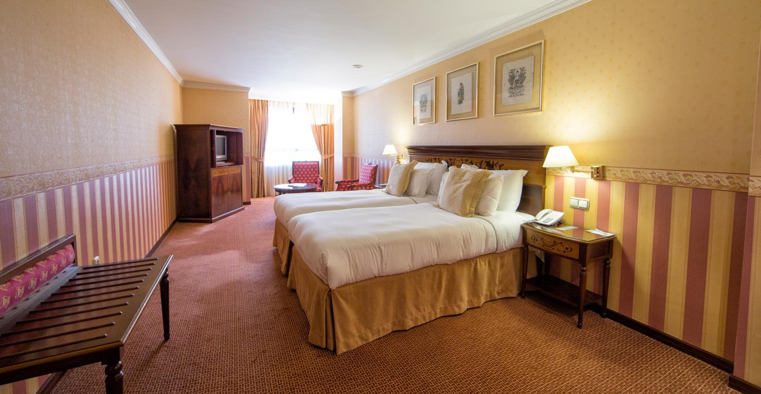 Double or Twin Room - Photo 34