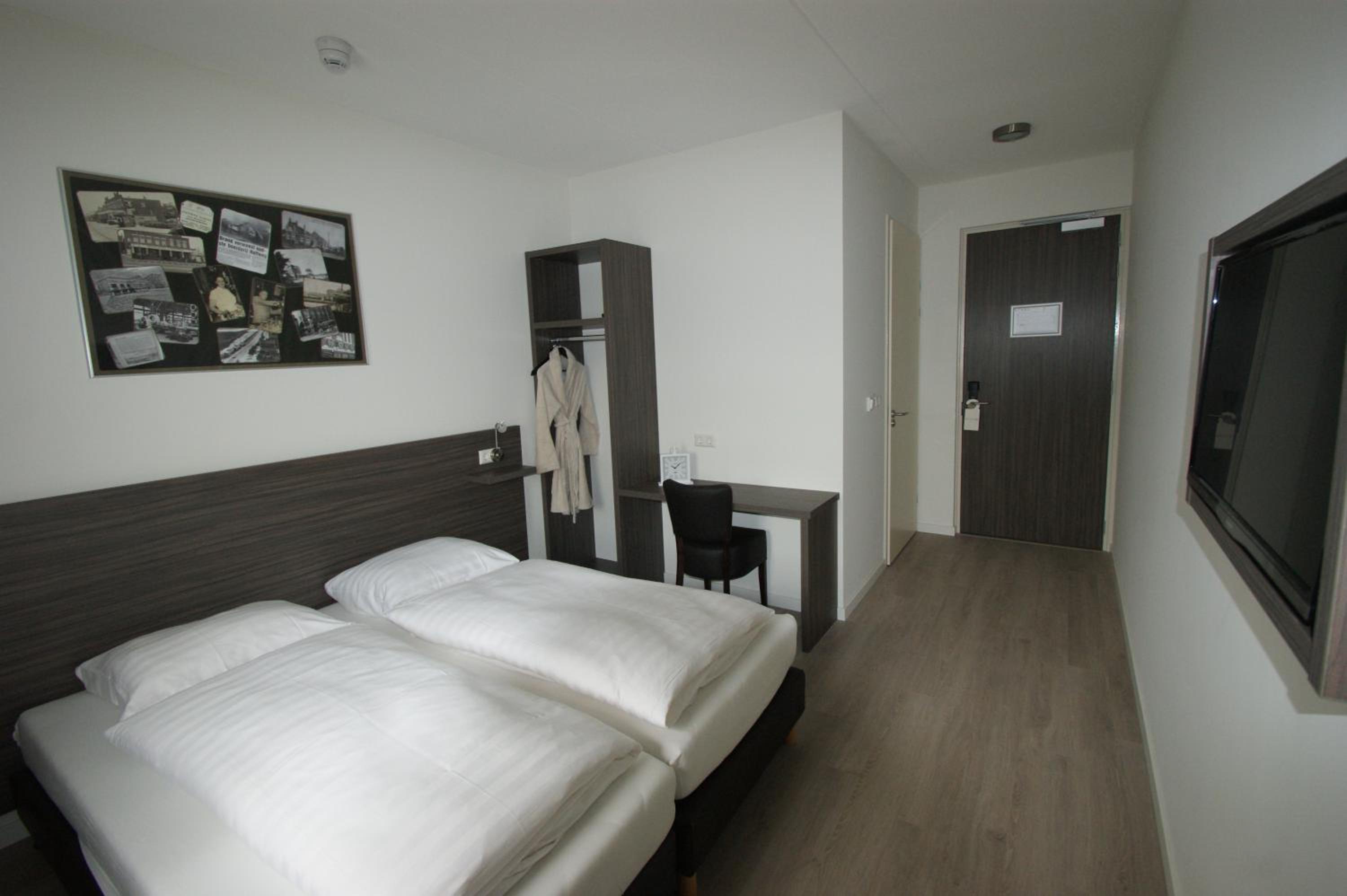 Comfort Single Room with Shower