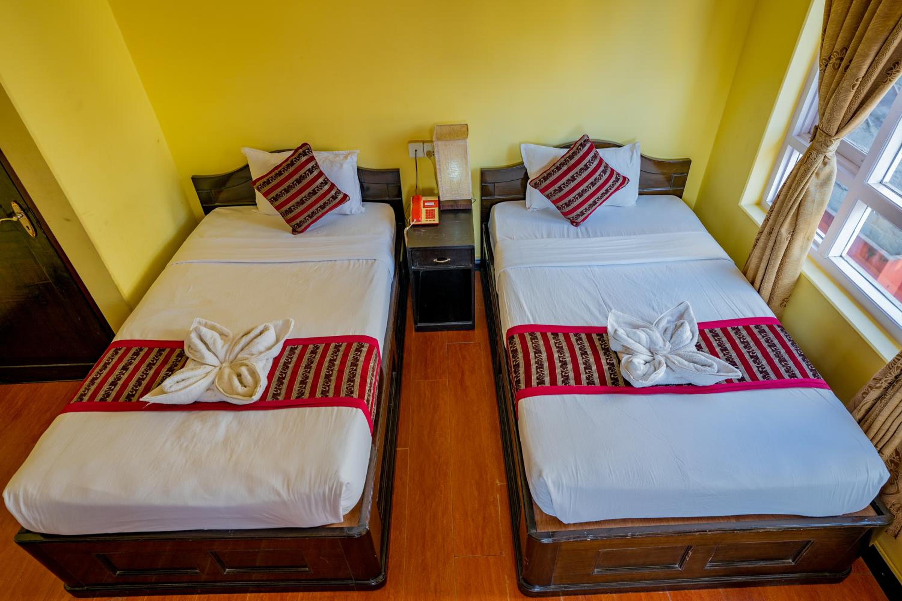 Deluxe Twin Room - Photo 3
