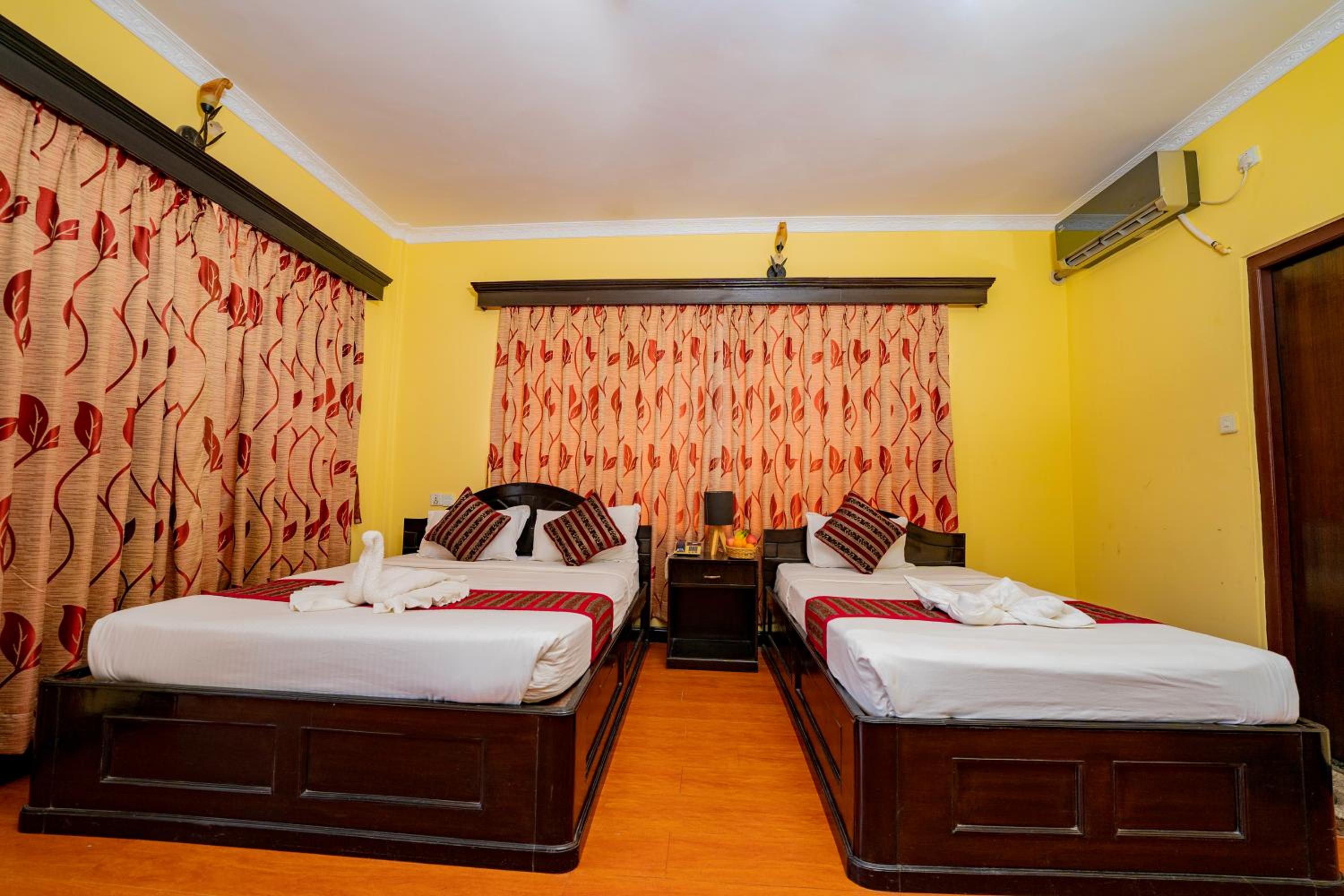 Deluxe Triple Room - Photo 1