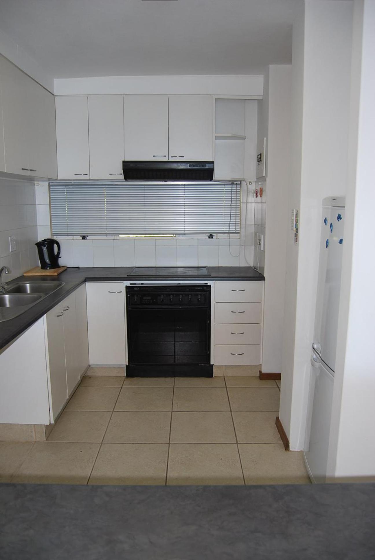 Three-Bedroom Apartment photo 2