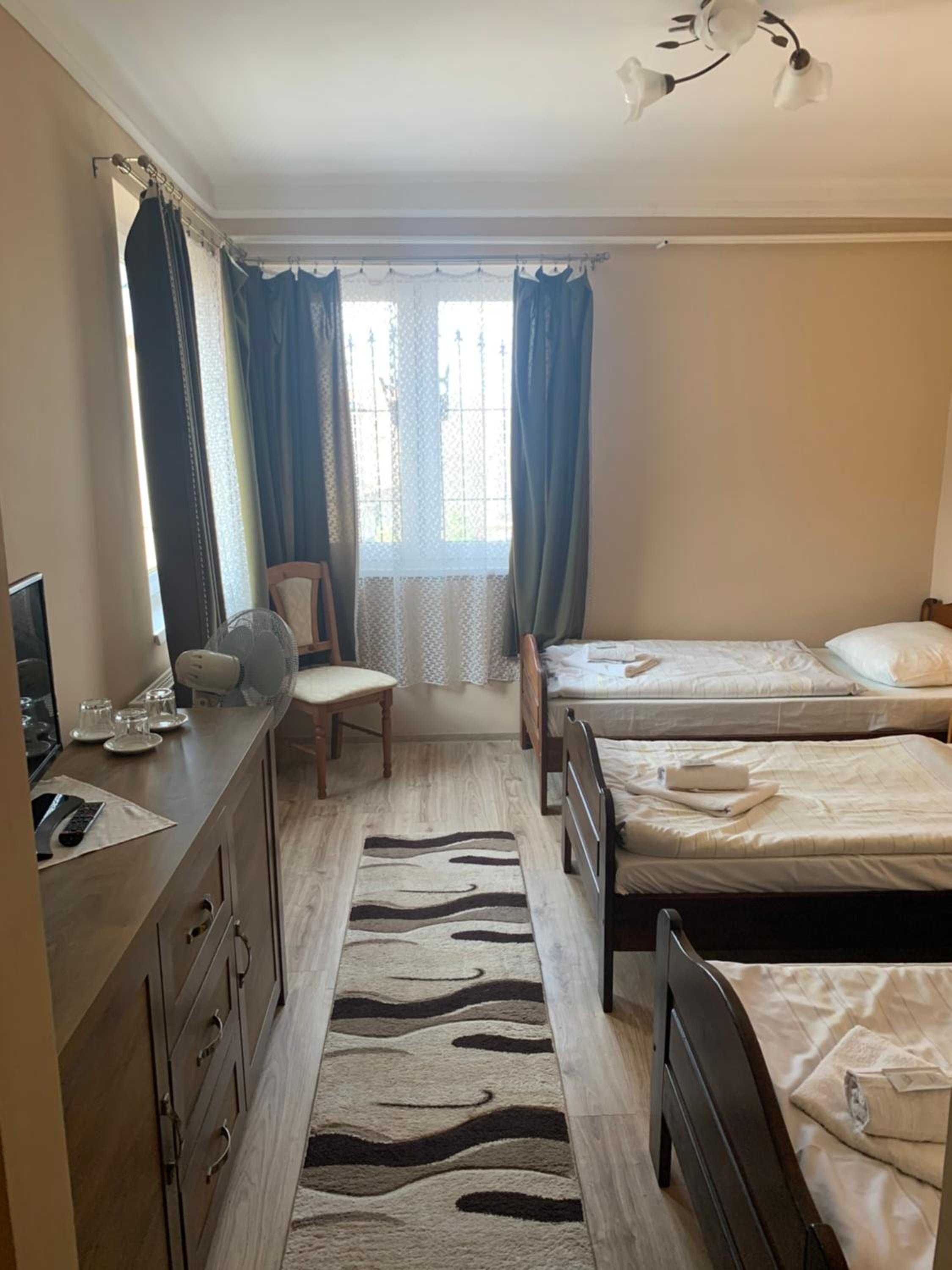 Triple Room - Photo 3