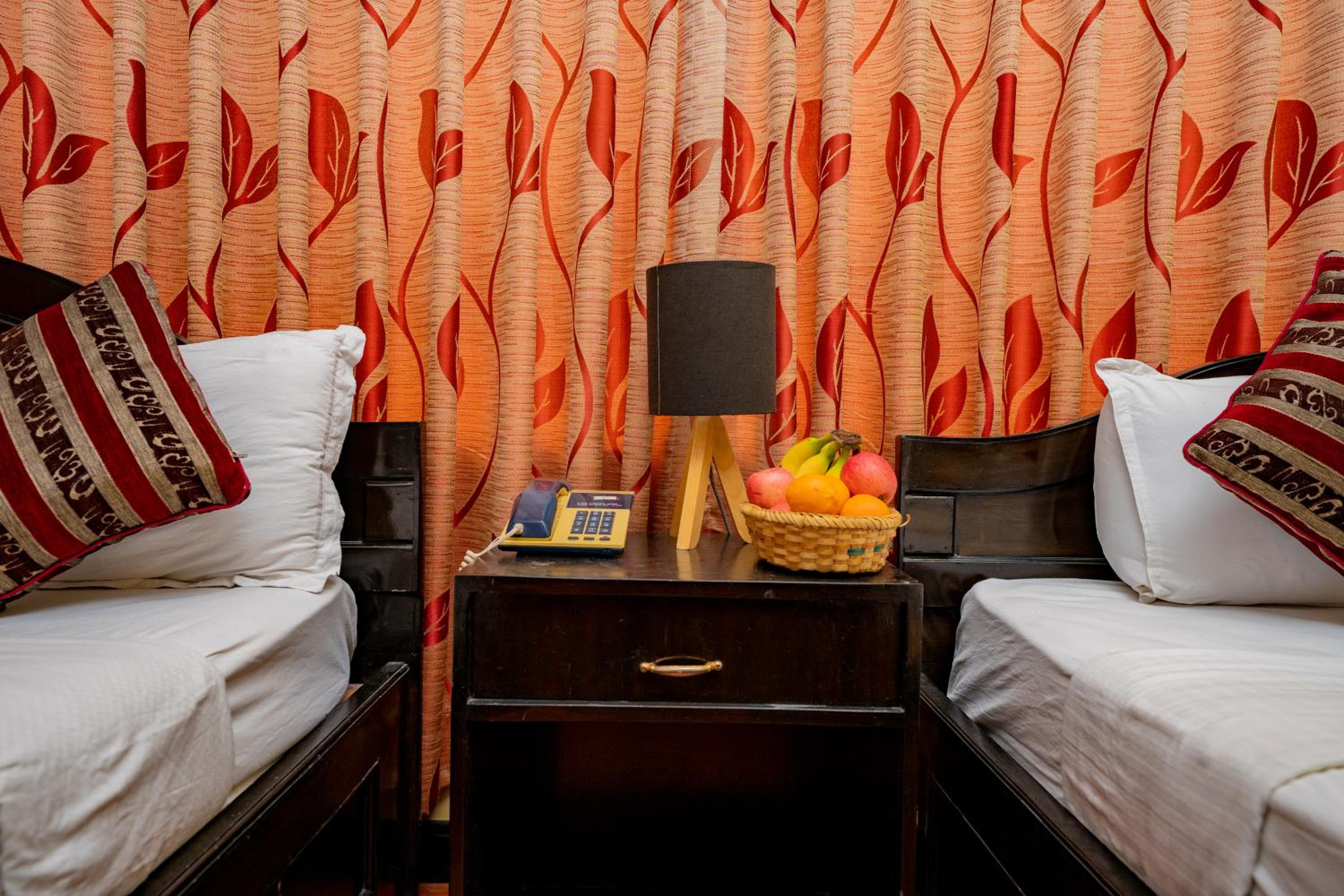 Deluxe Twin Room - Photo 2