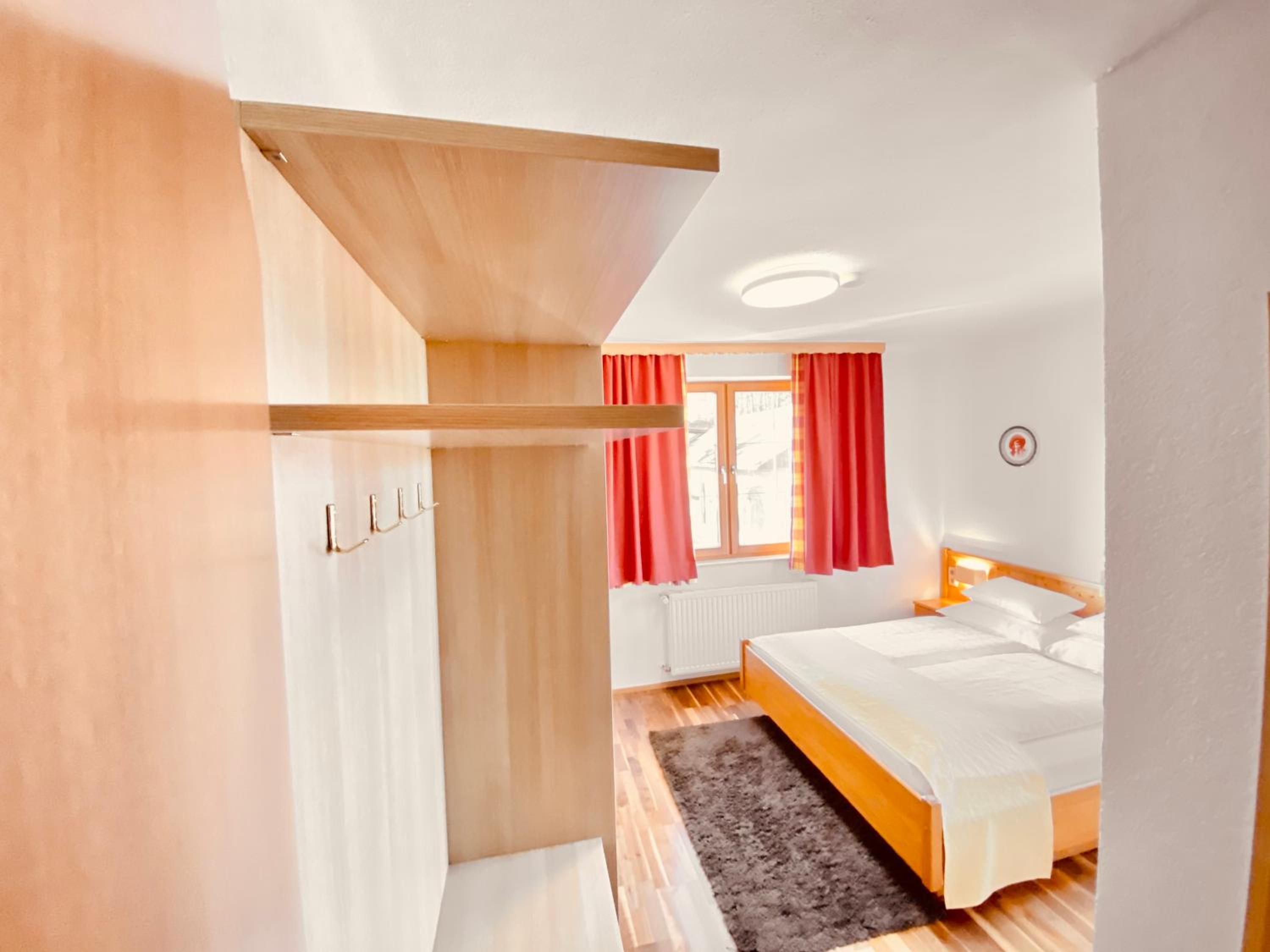 Economy Double Room photo 1