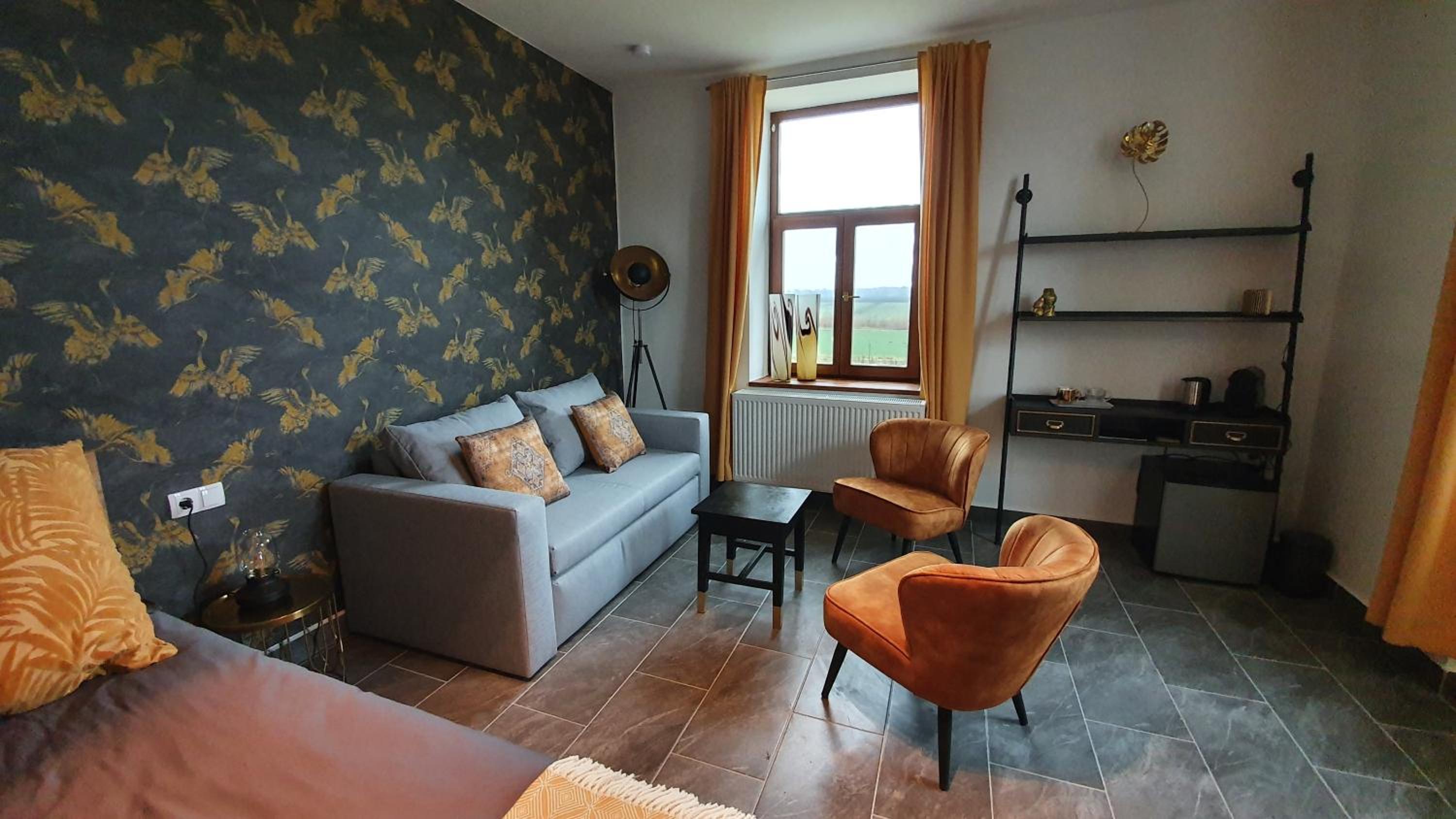 Deluxe Quadruple Room - Photo 4
