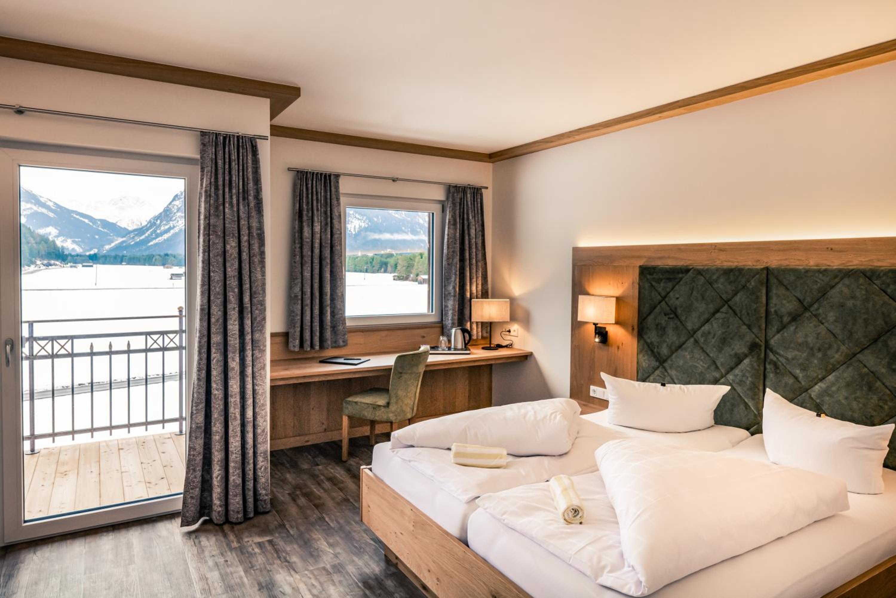 Junior Suite with Balcony