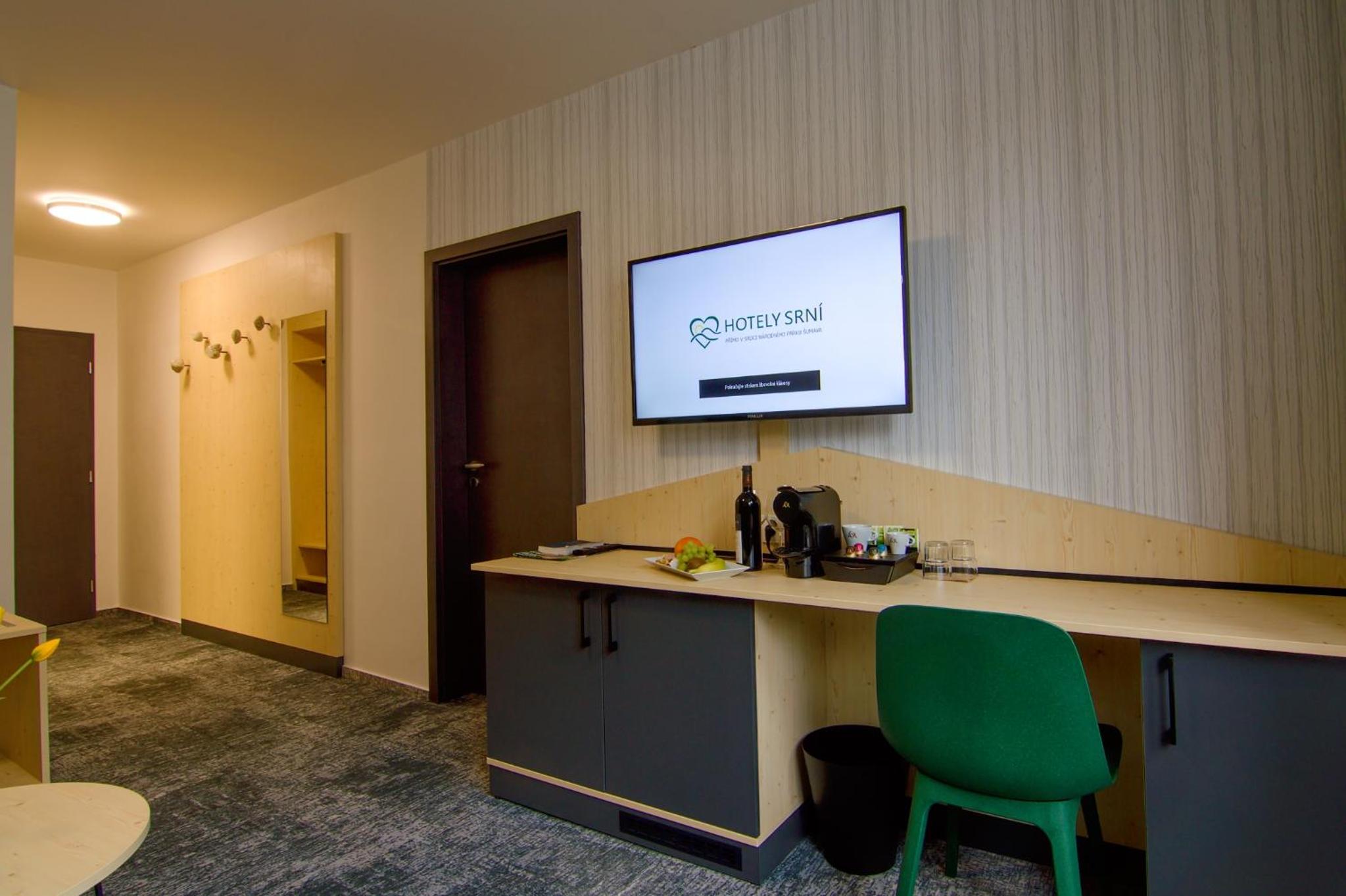 Triple Room with Balcony - Photo 10