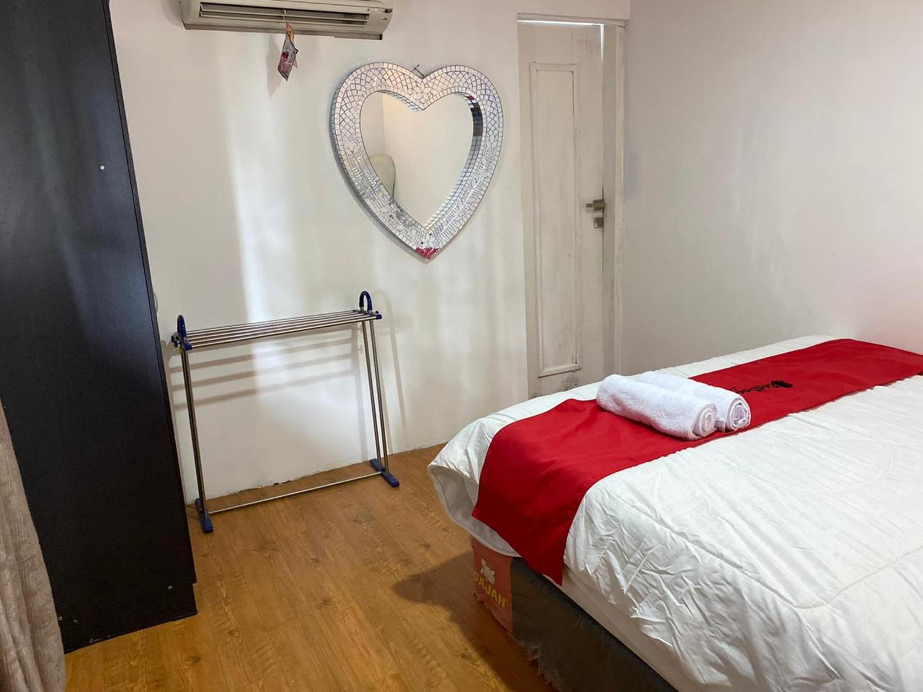 Deluxe Room - Photo 5