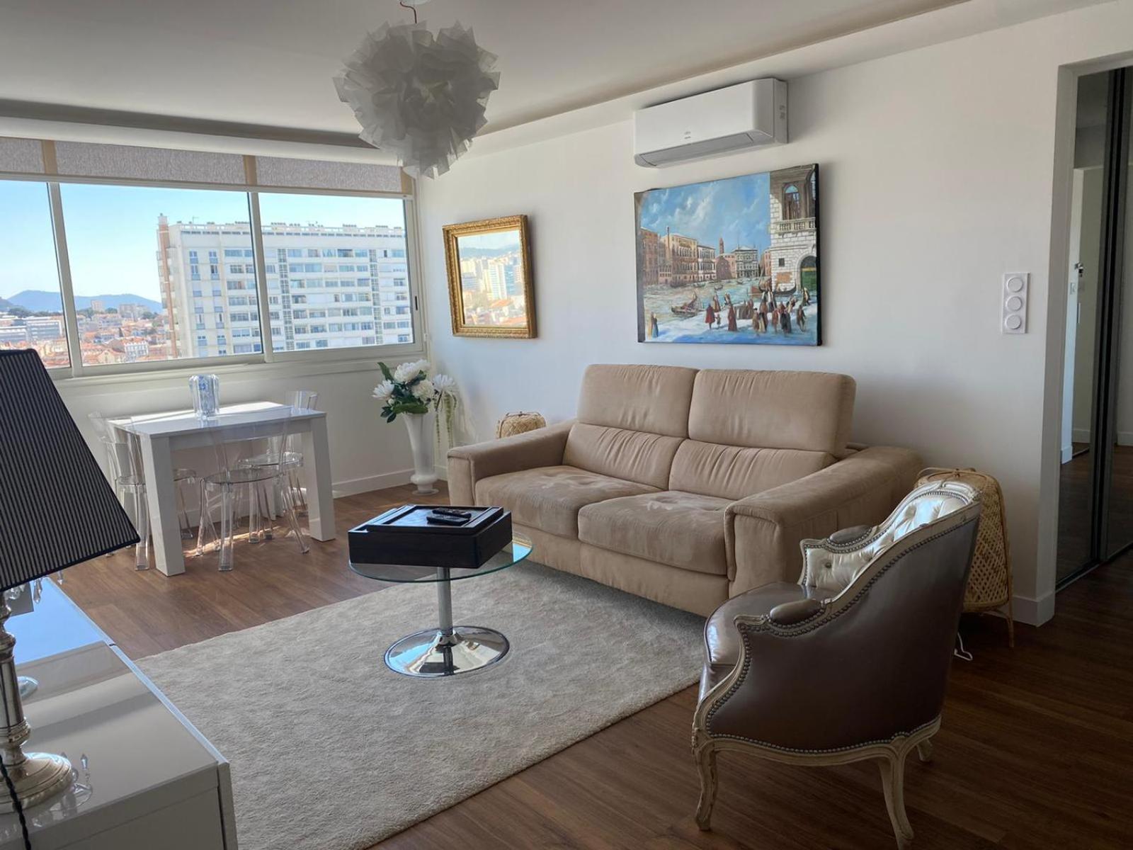 Deluxe Apartment photo 3