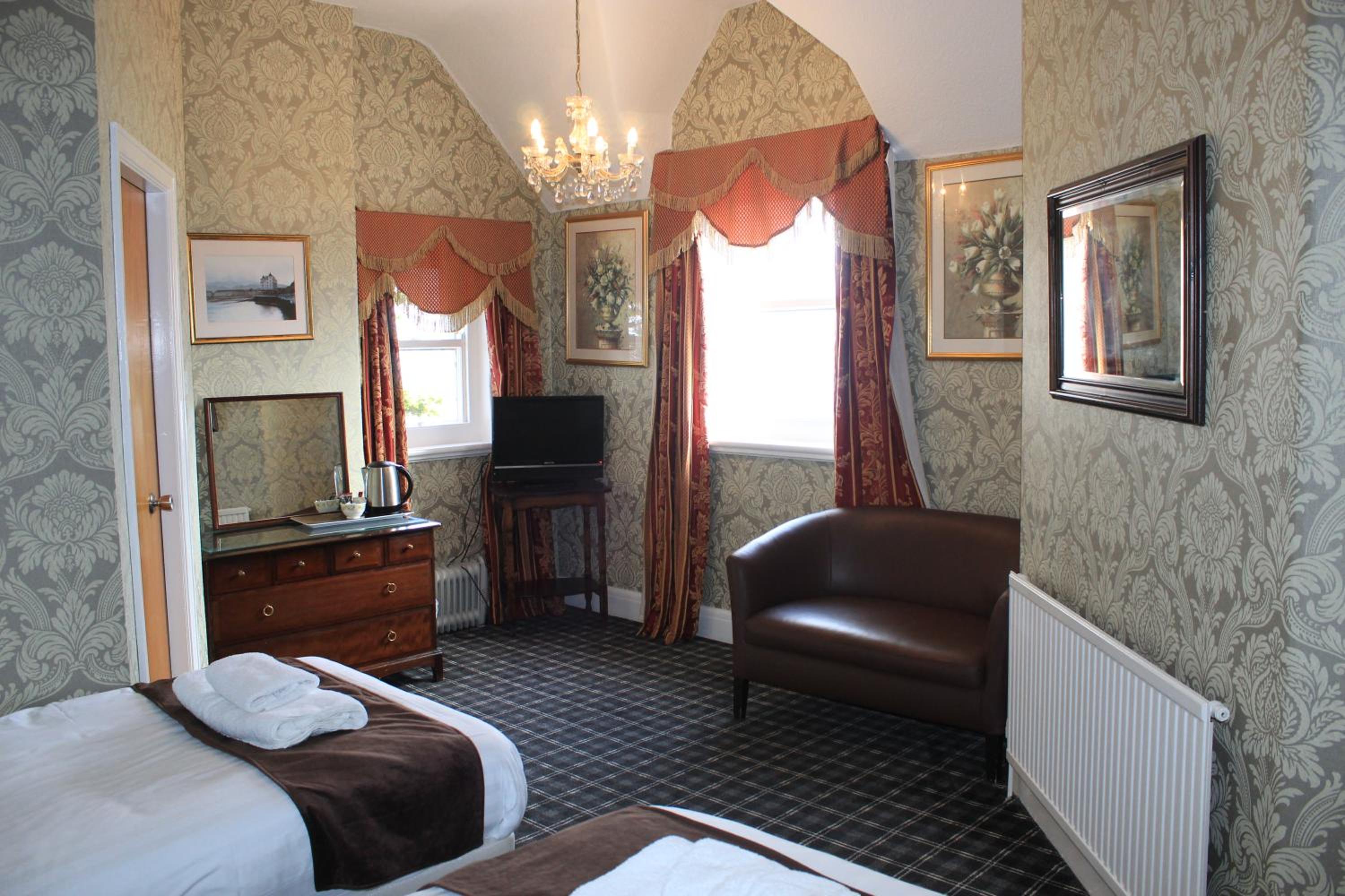 Standard Twin Room with Sea View
