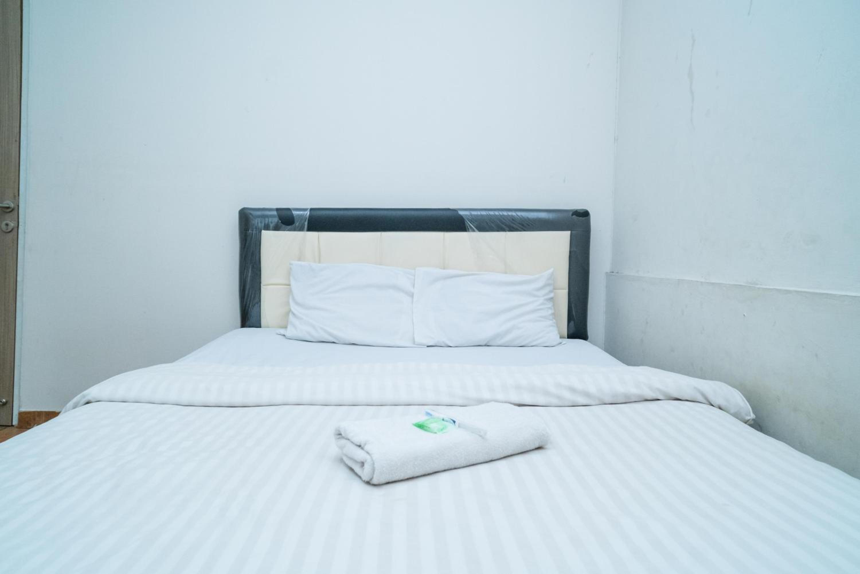 Standard Double Room - Photo 5