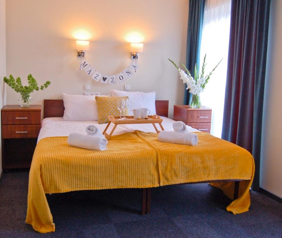 Large Double Room - Photo 1