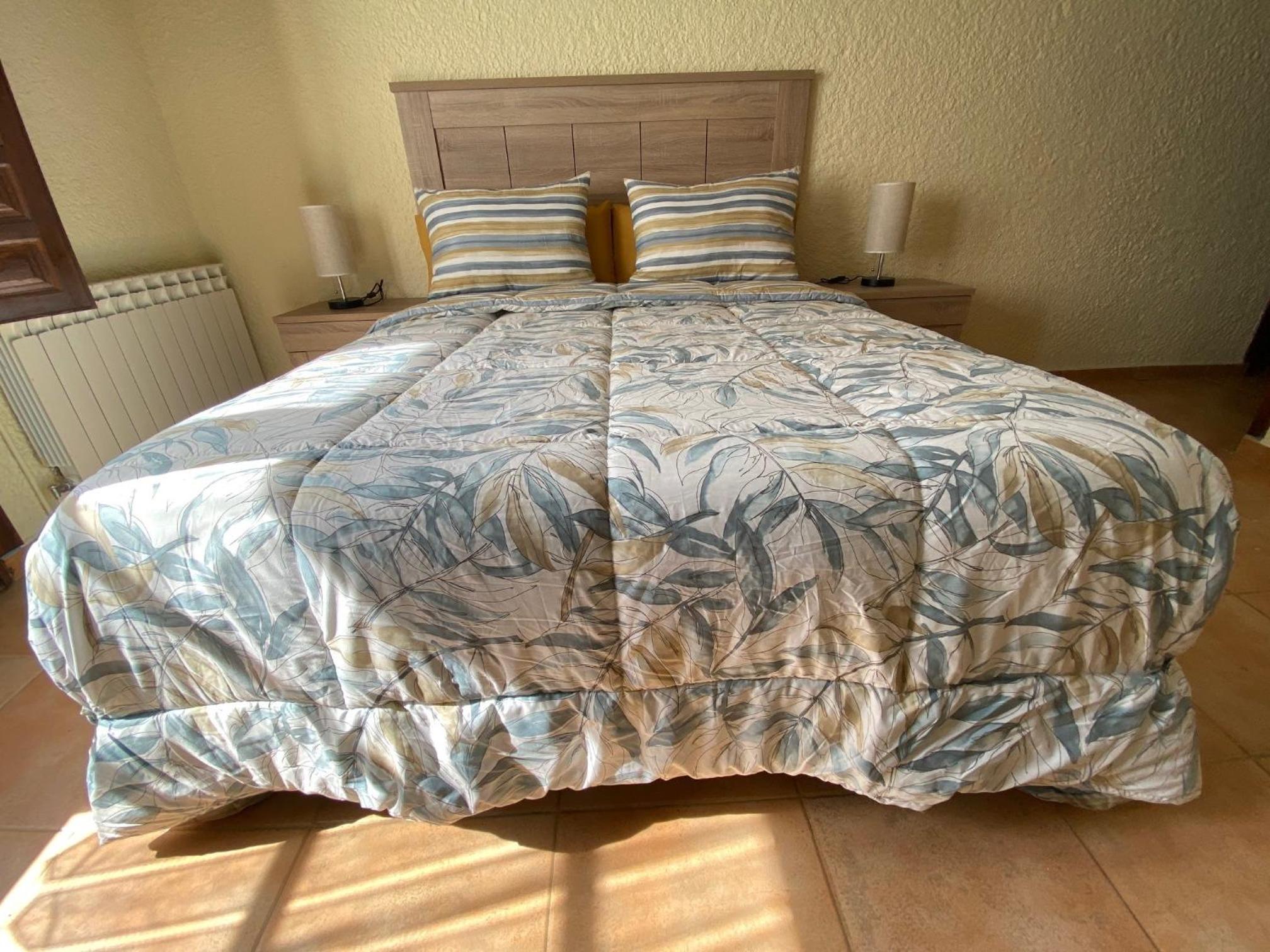Deluxe King Room - Photo 5