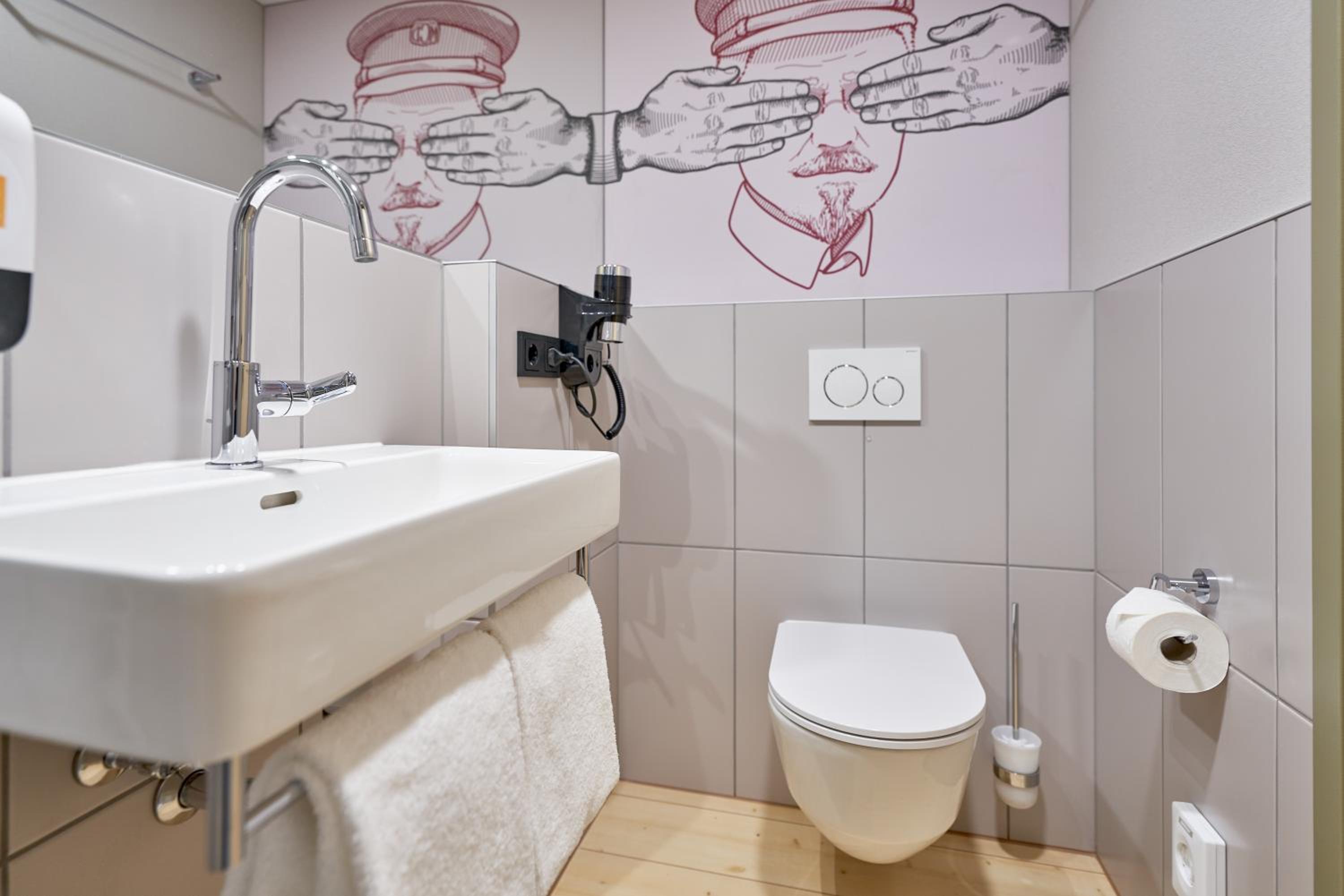 Basic Double Room - Photo 8