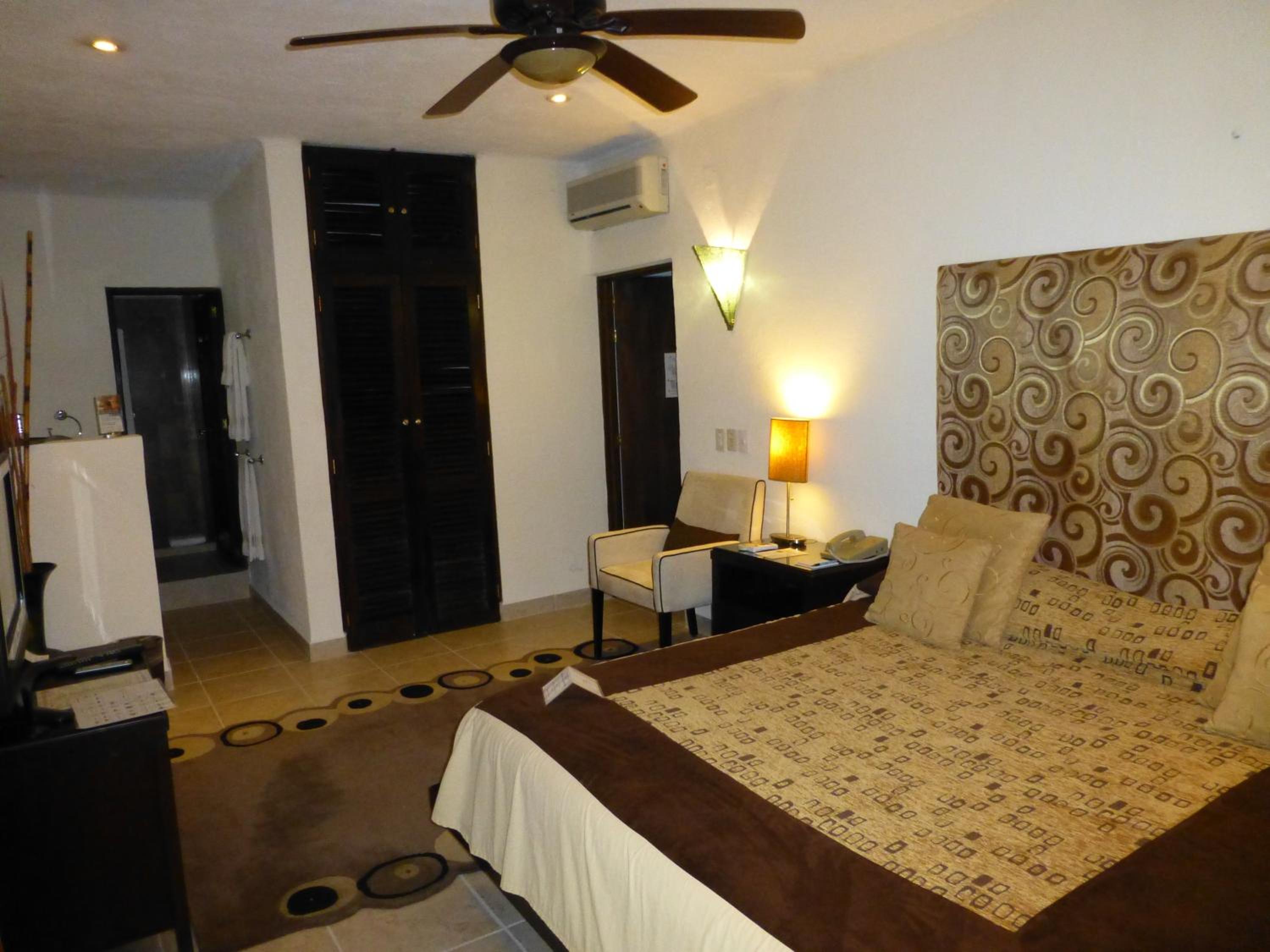 Deluxe Double Room - Photo 6
