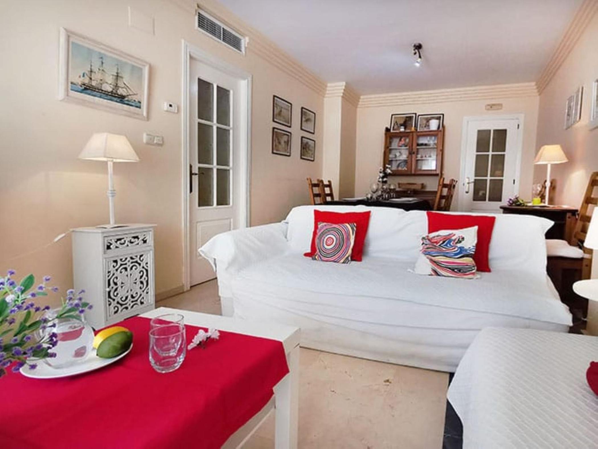 Family Room with Side Sea View thumbnail 5