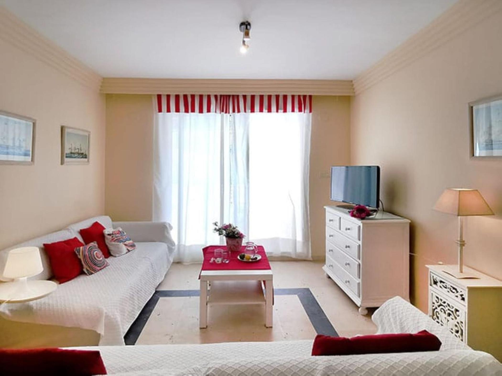 Family Room with Side Sea View thumbnail 6