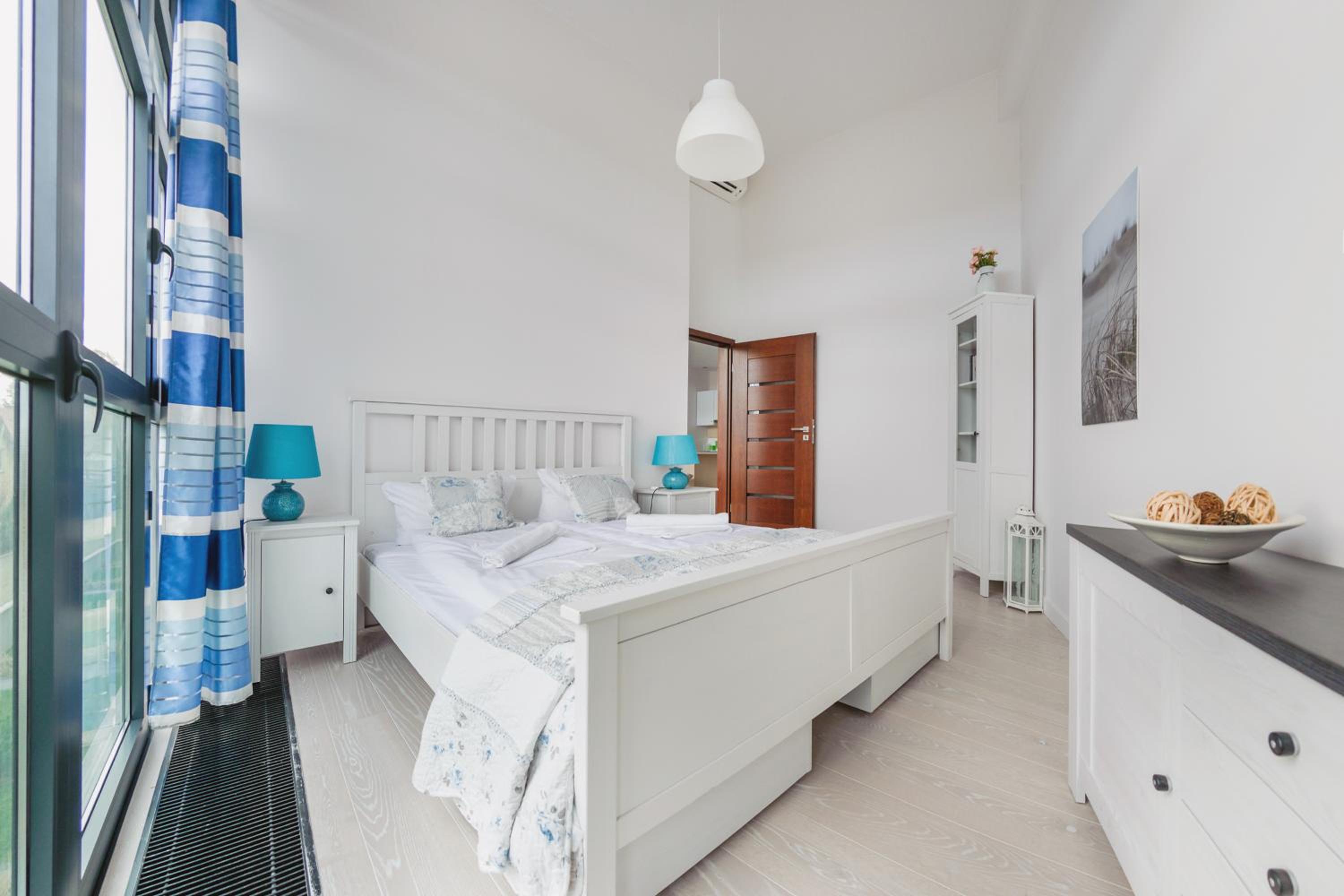 One-Bedroom Apartment with Forest View photo 2