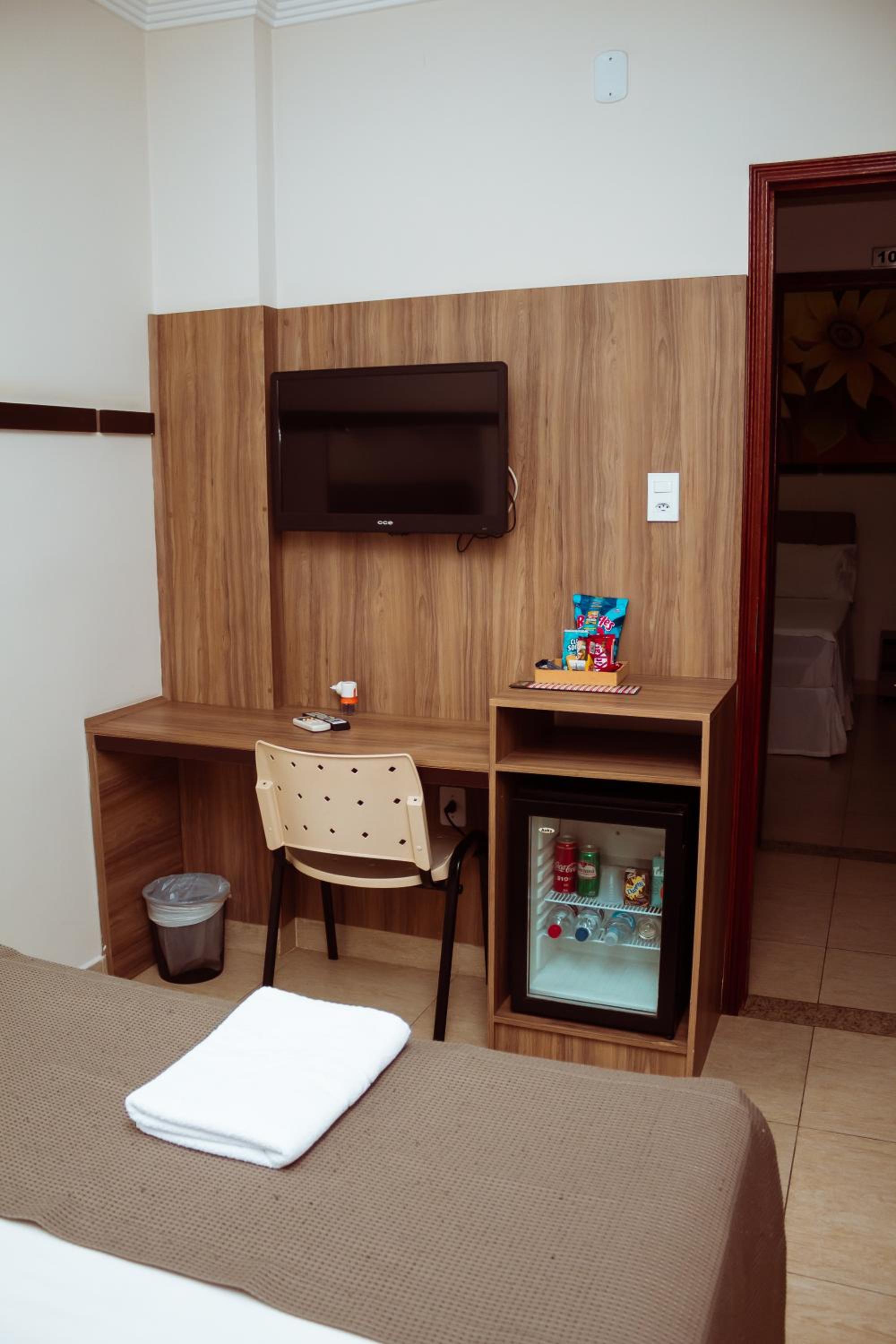 Economy Double Room photo 2