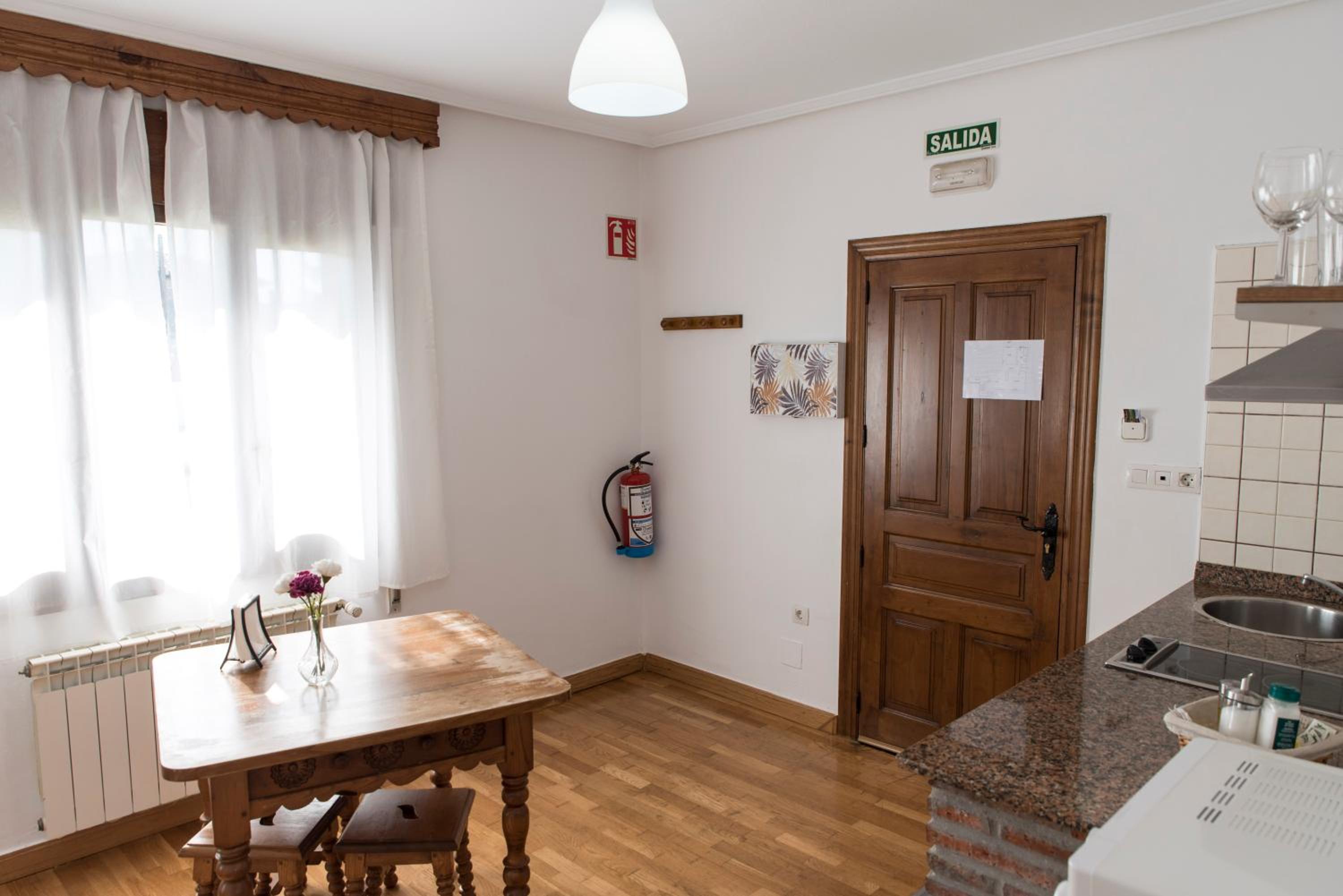 Apartment - Photo 12
