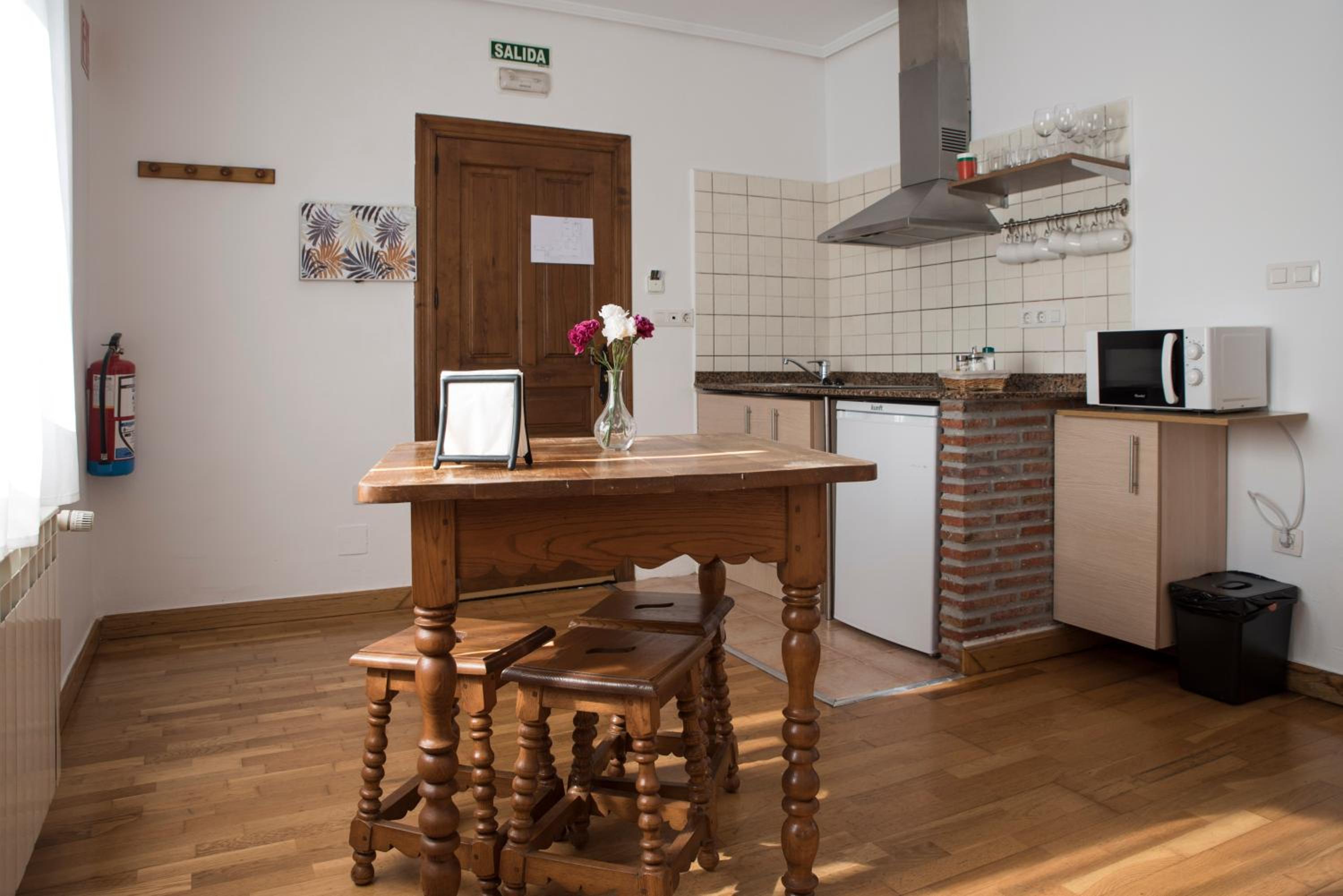 Apartment - Photo 16